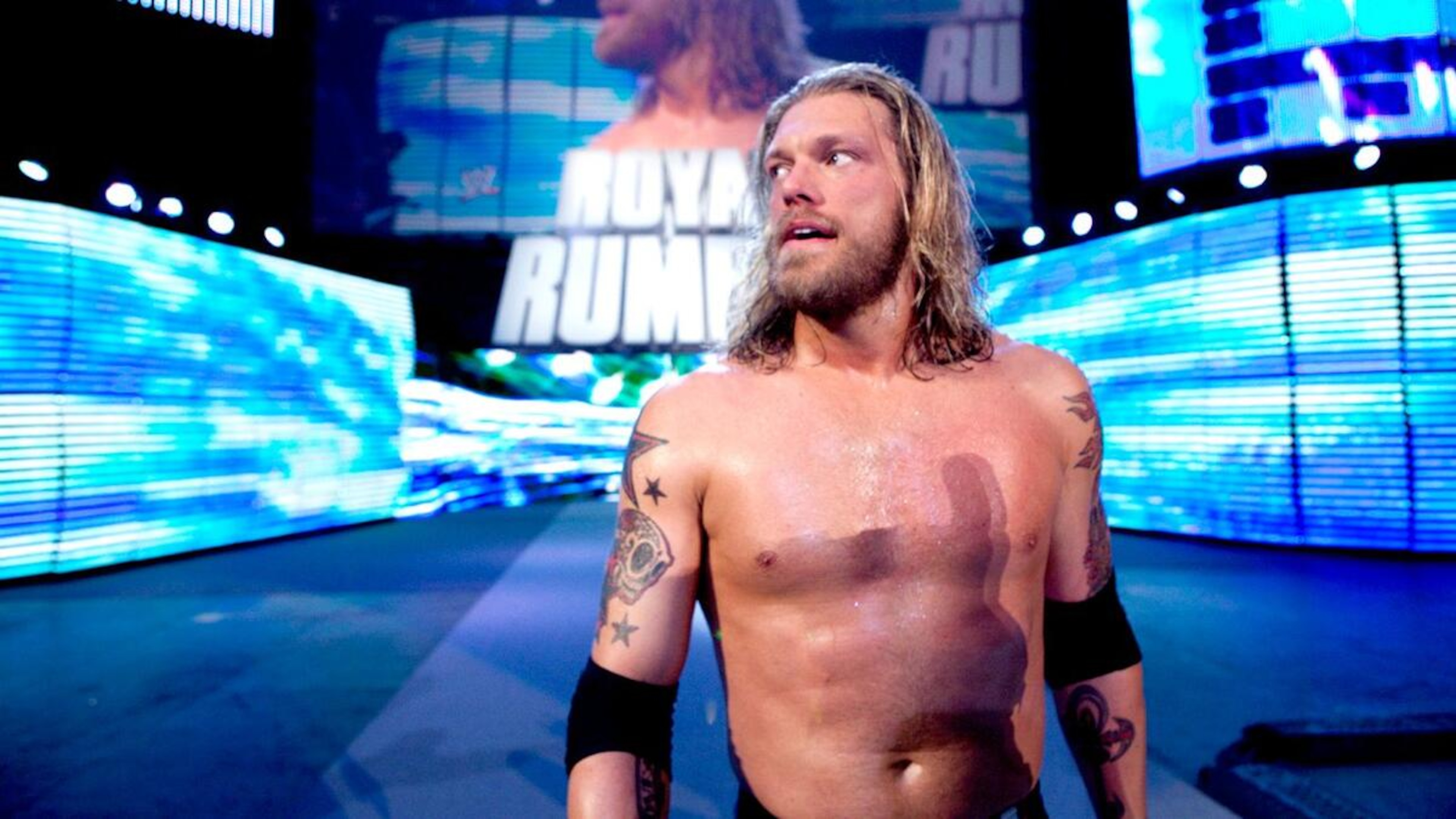 Edge returns at the 2010 WWE Royal Rumble Match Edge returns at the 2010 WWE Royal Rumble Match