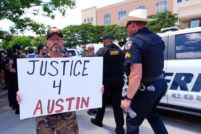 Texas Teen Who Fatally Stabbed Track Athlete at School Meet Found ...