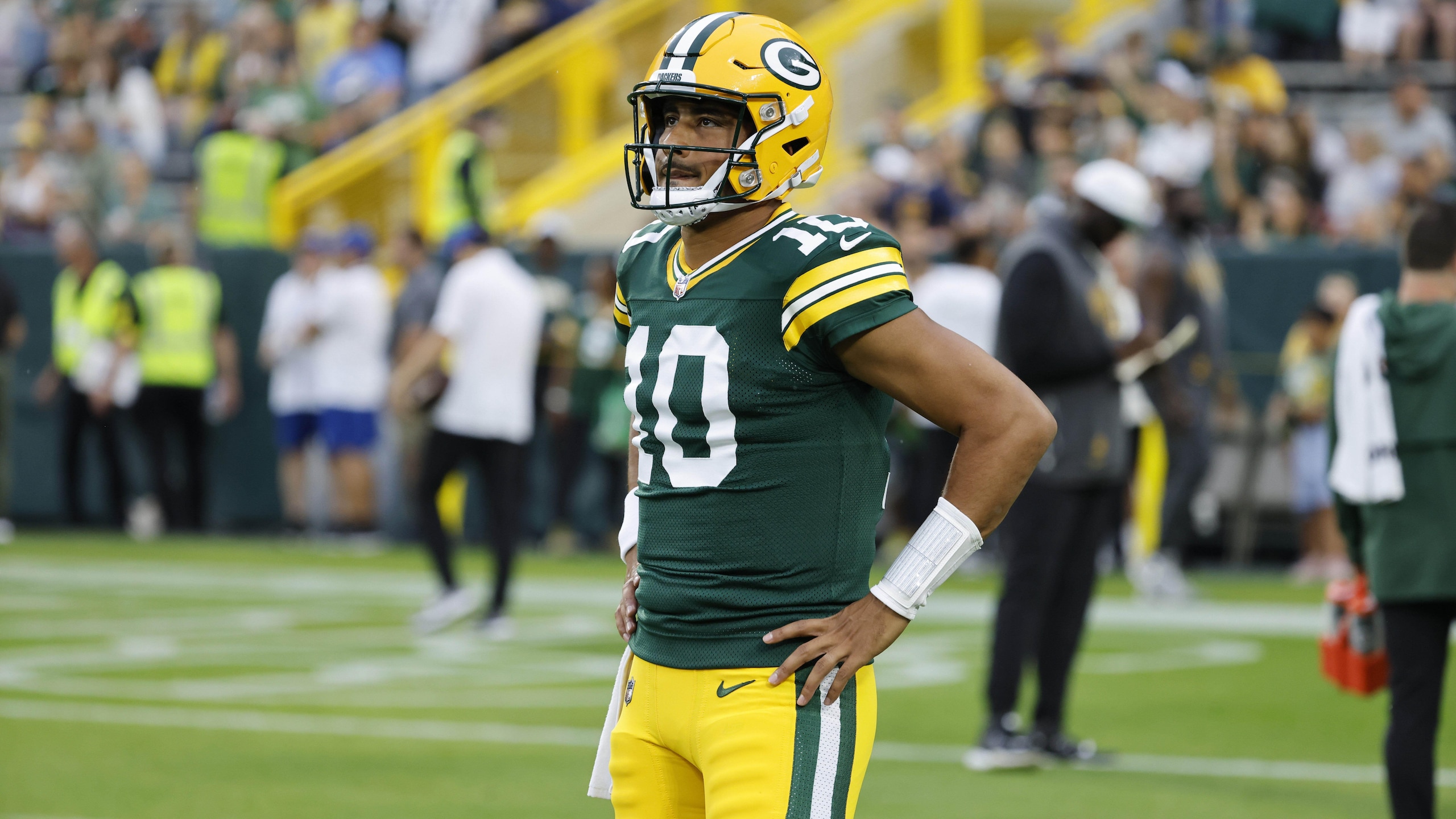 Jets Packers Football