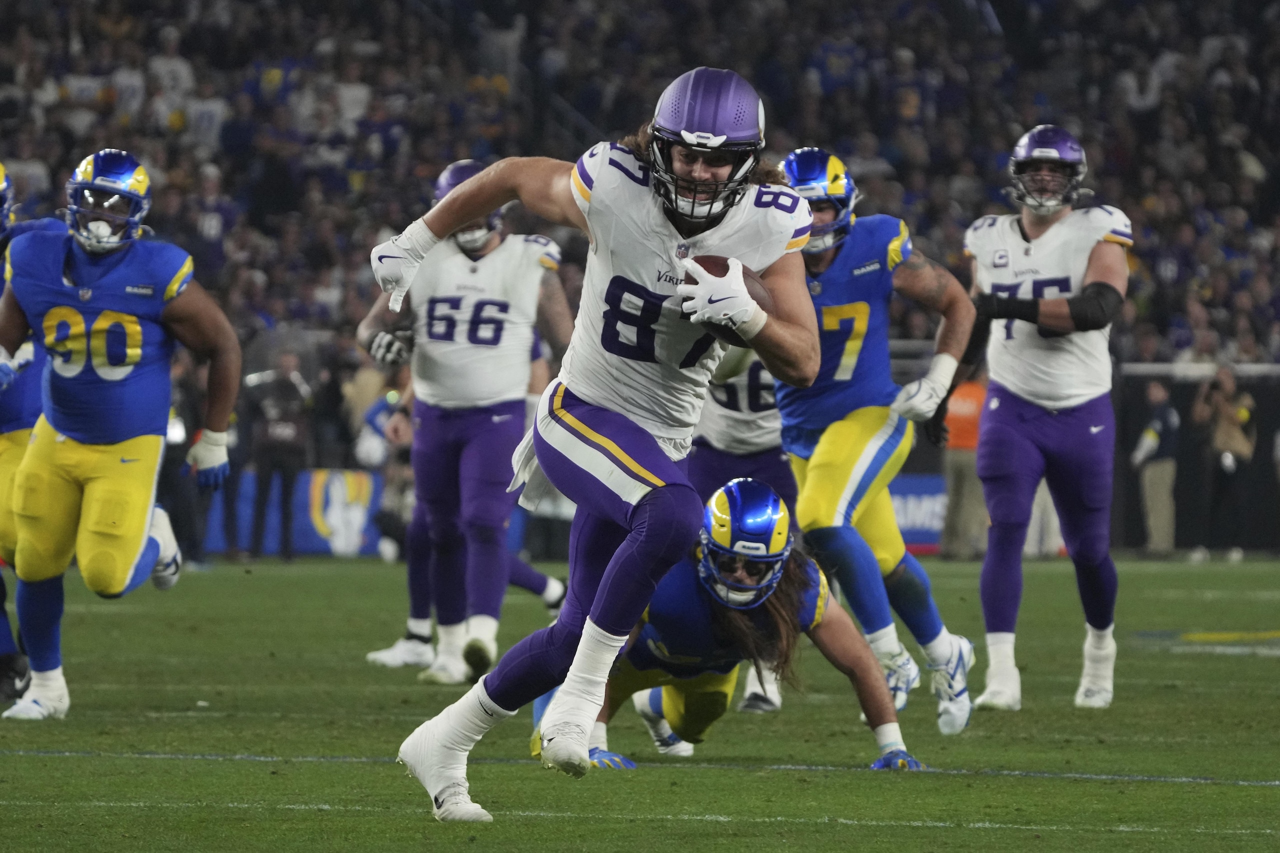 Vikings Rams Football
