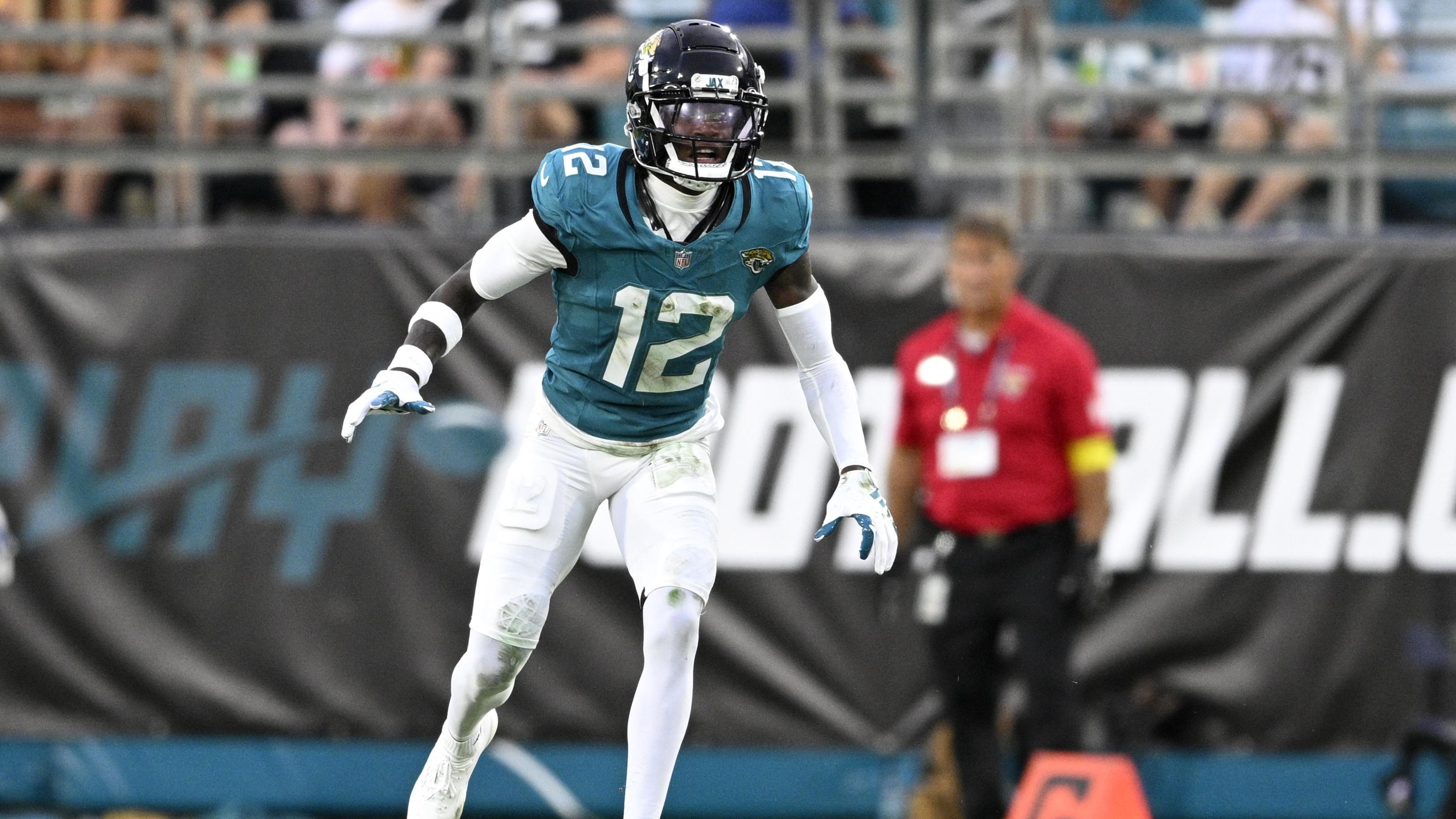 Travis Hunter, Wife Leanna Announce Birth of Son in Video Ahead of NFL Rookie Season