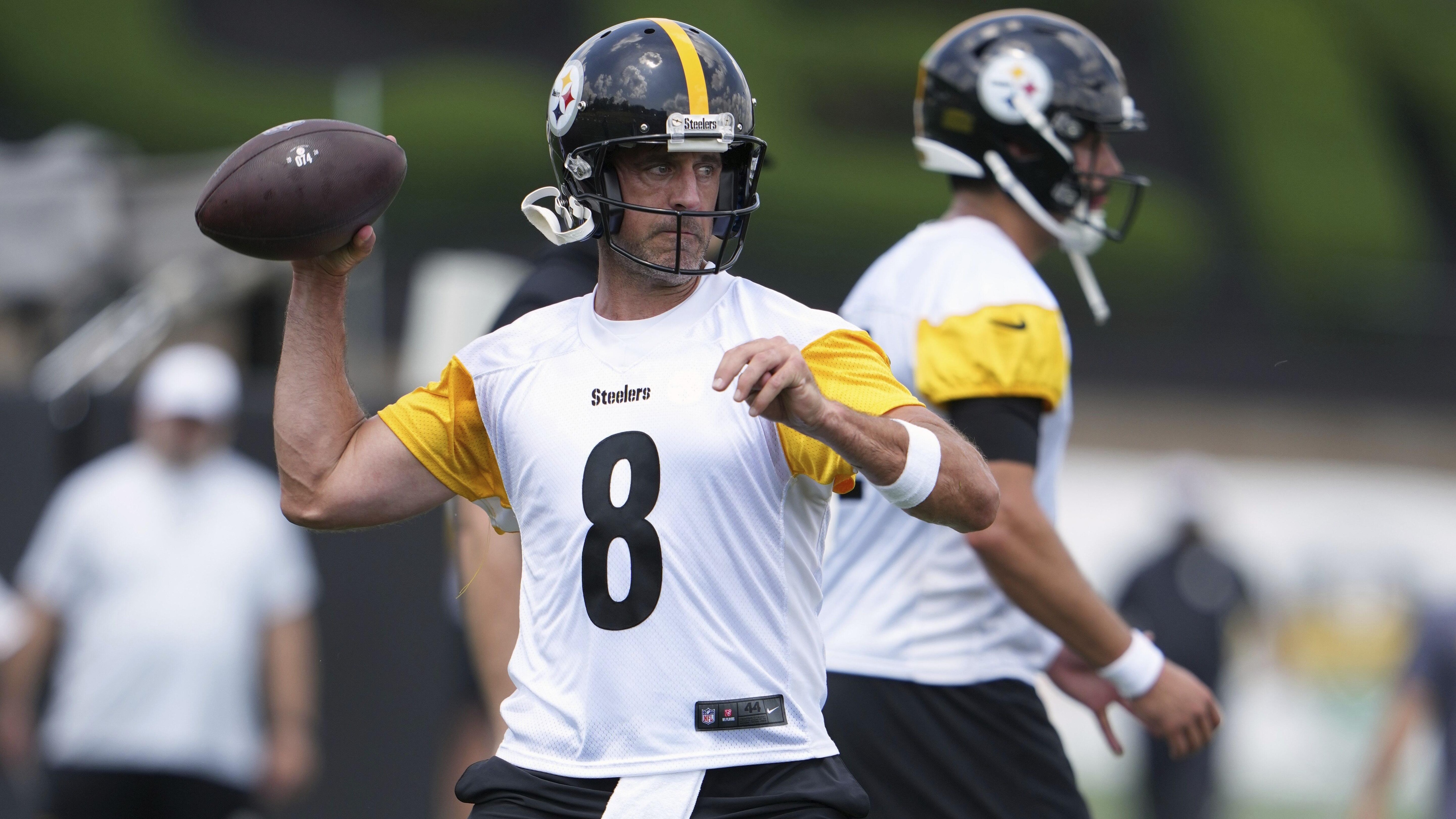 Aaron Rodgers Debuts New Steelers Helmet in Photos After Previous Model Was Banned