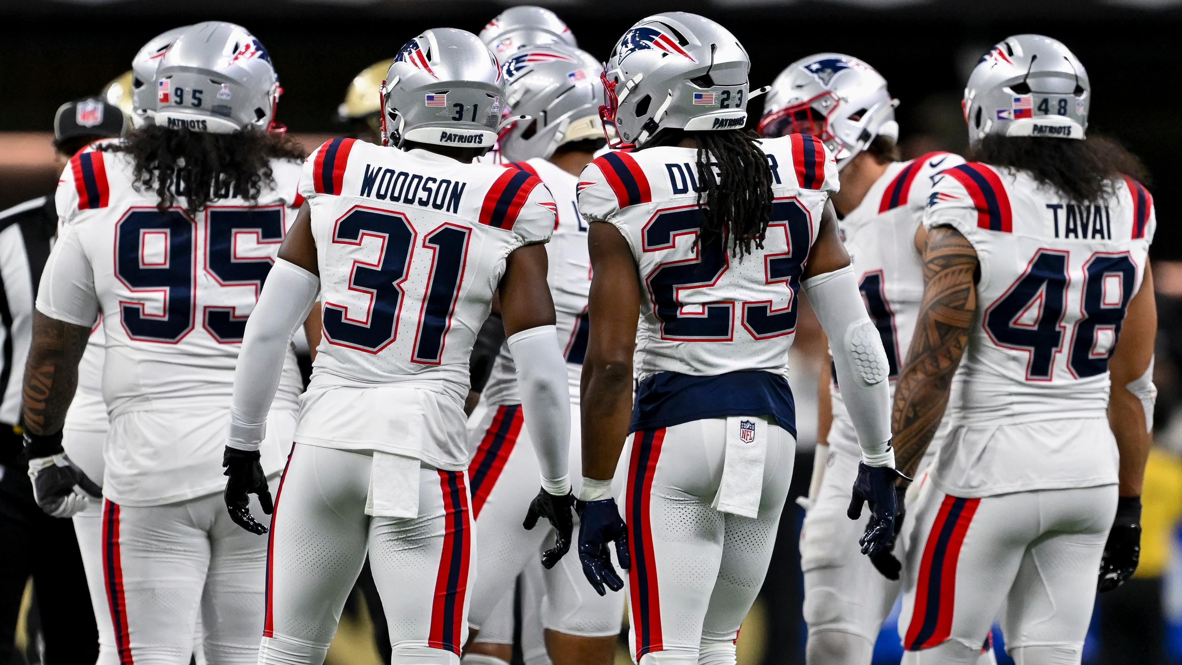 Patriots Saints Football