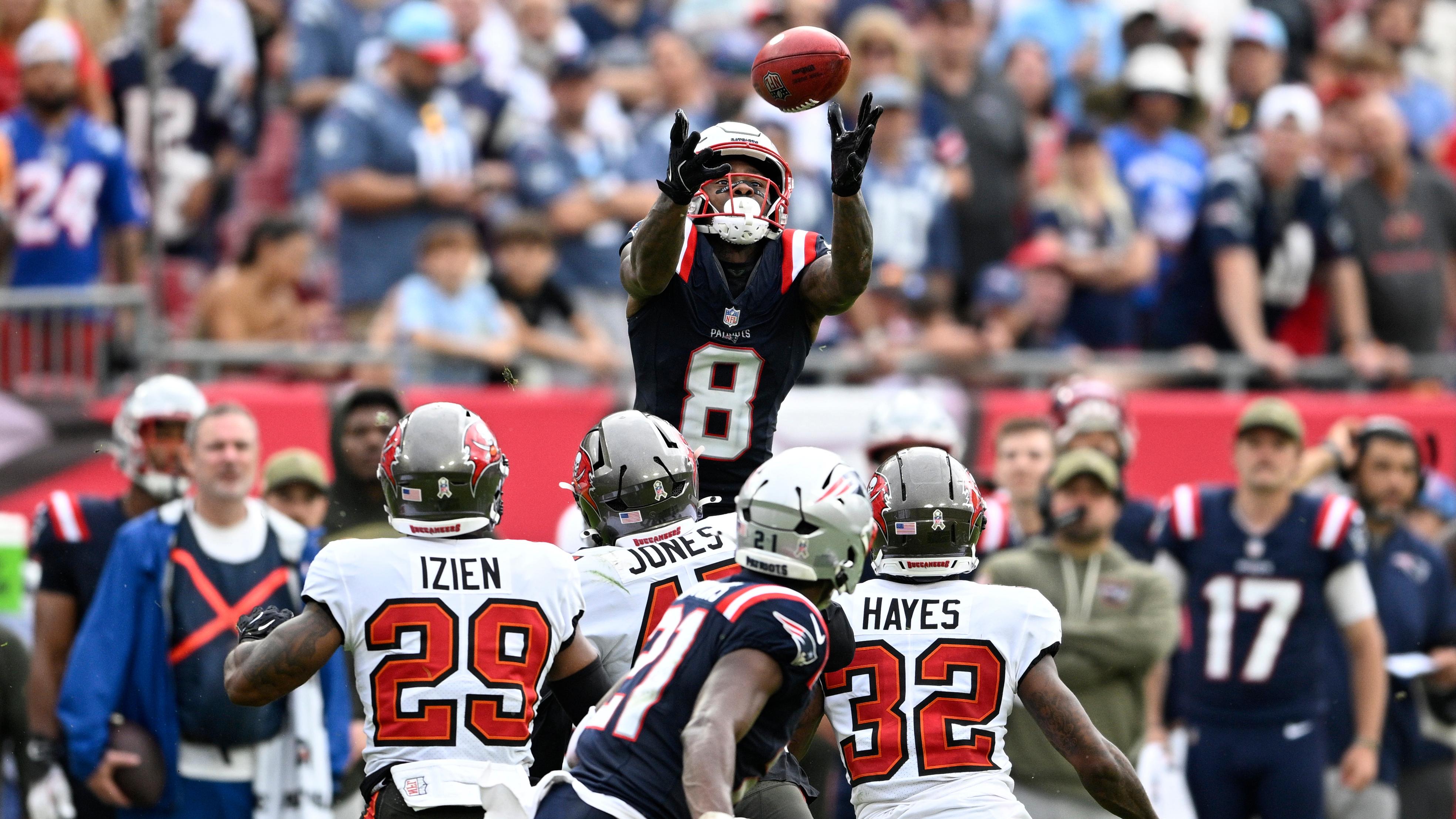 Patriots Buccaneers Football