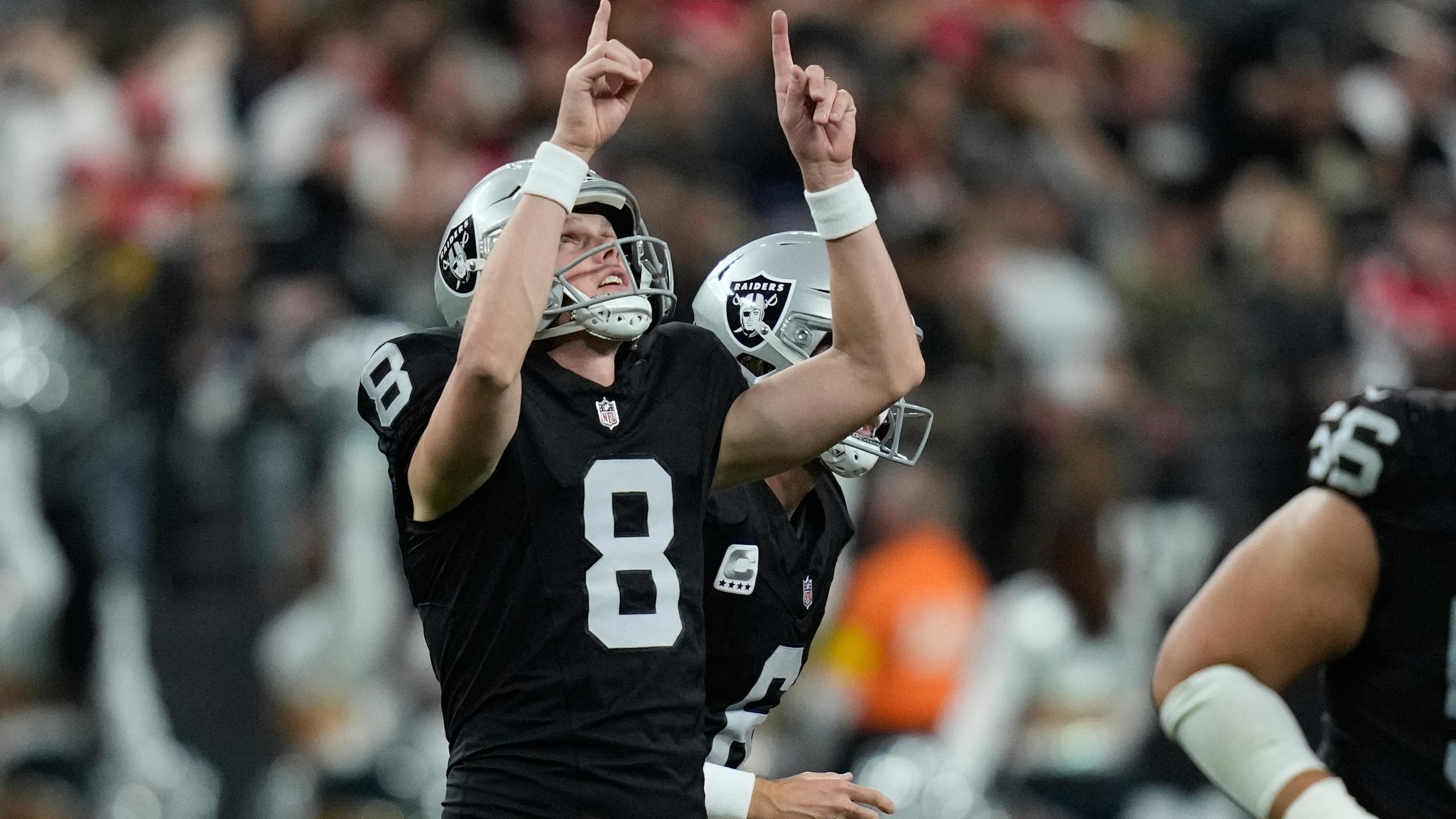Chiefs Raiders Football