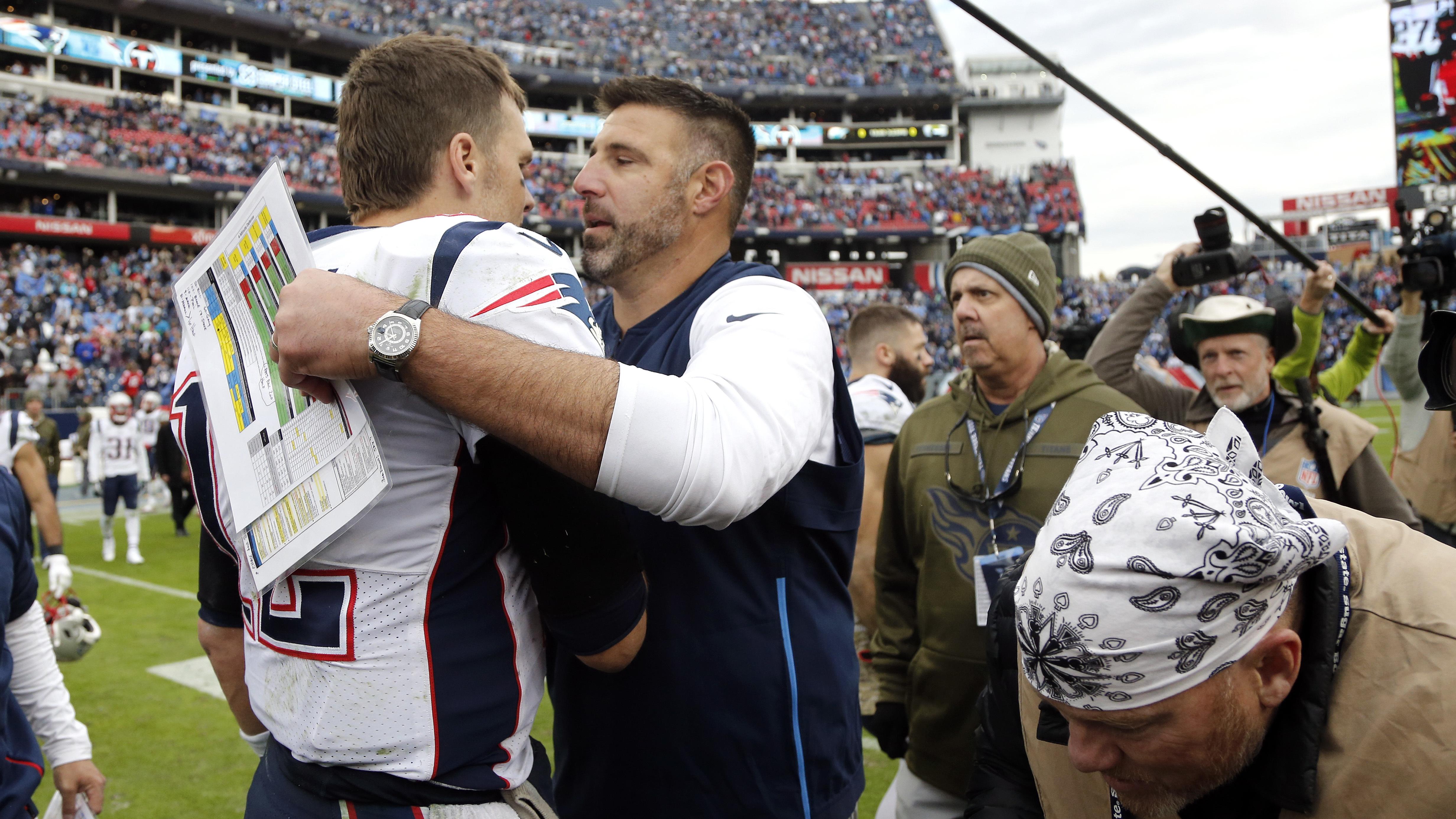 Patriots Titans Football