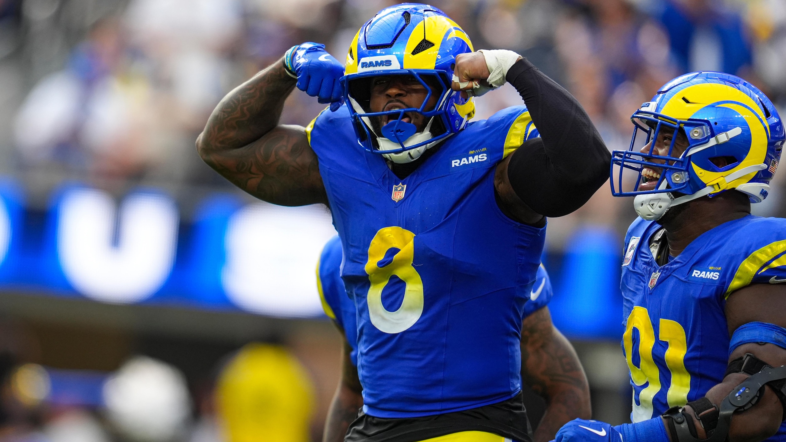 Colts Rams Football