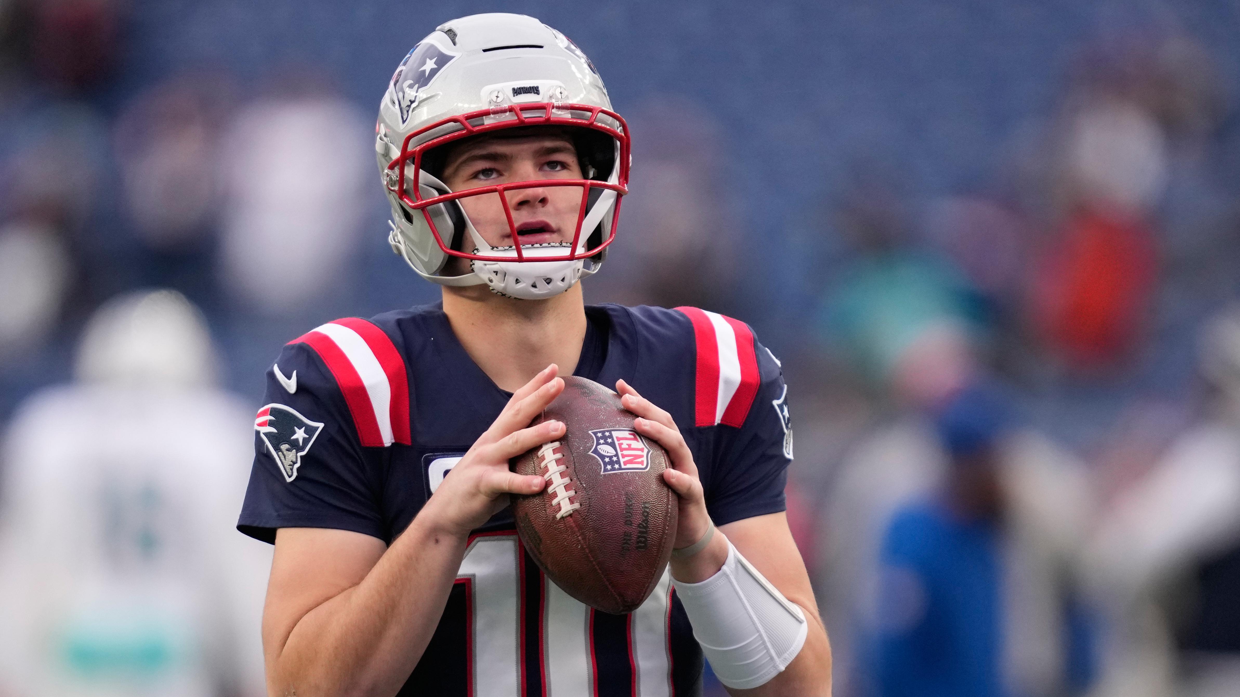 Dolphins Patriots Football