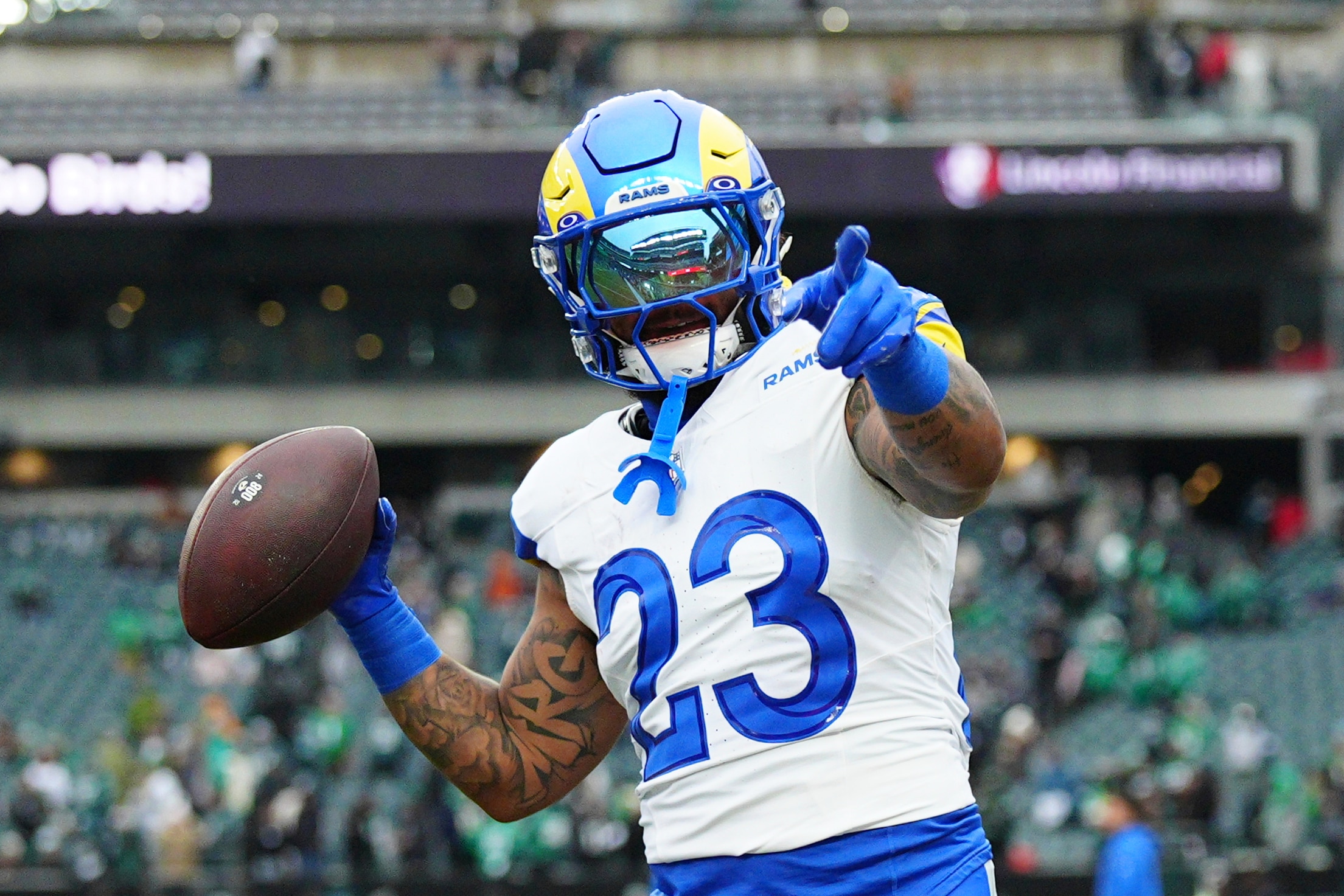 Rams Eagles Football