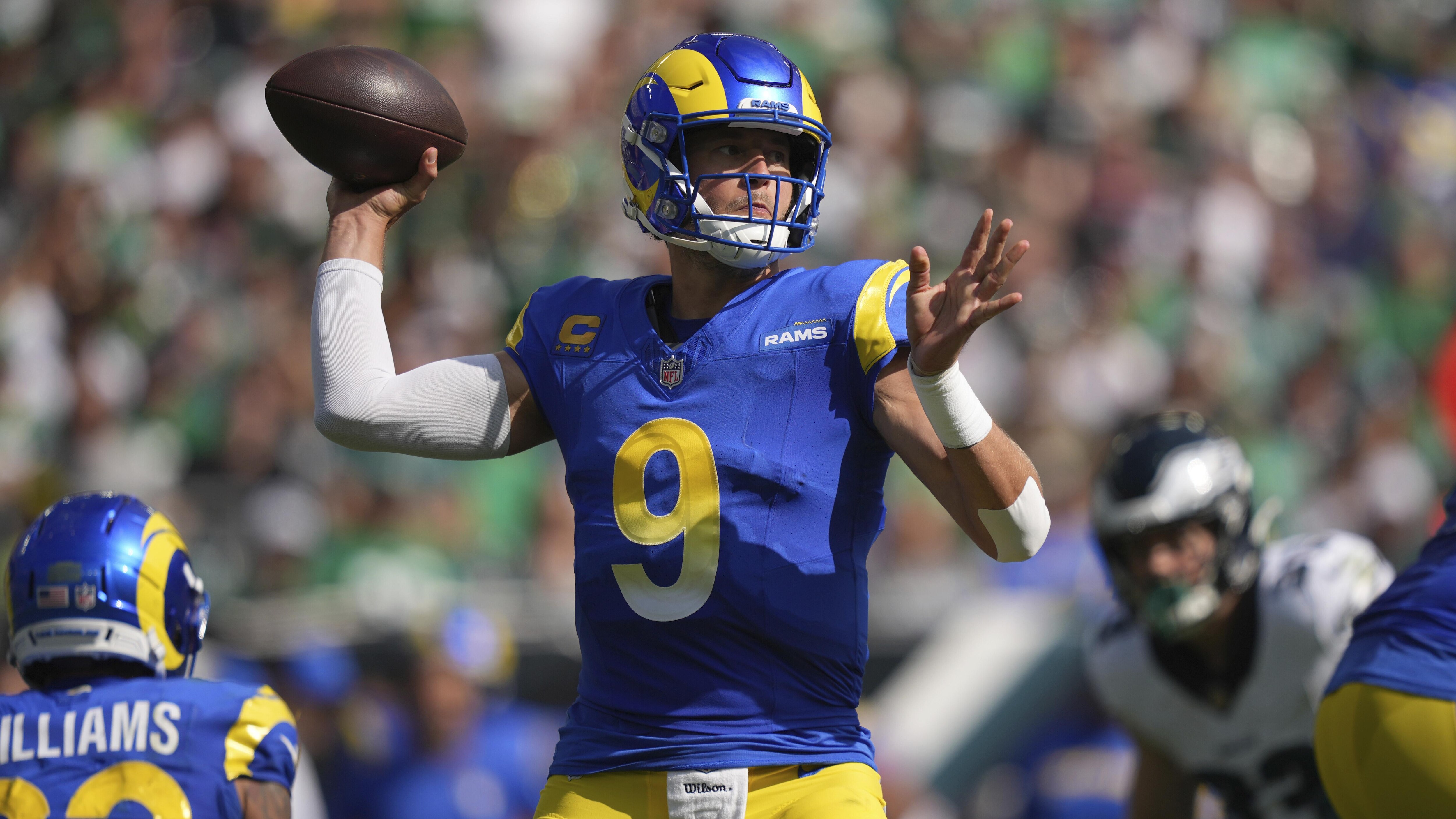 Rams Eagles Football