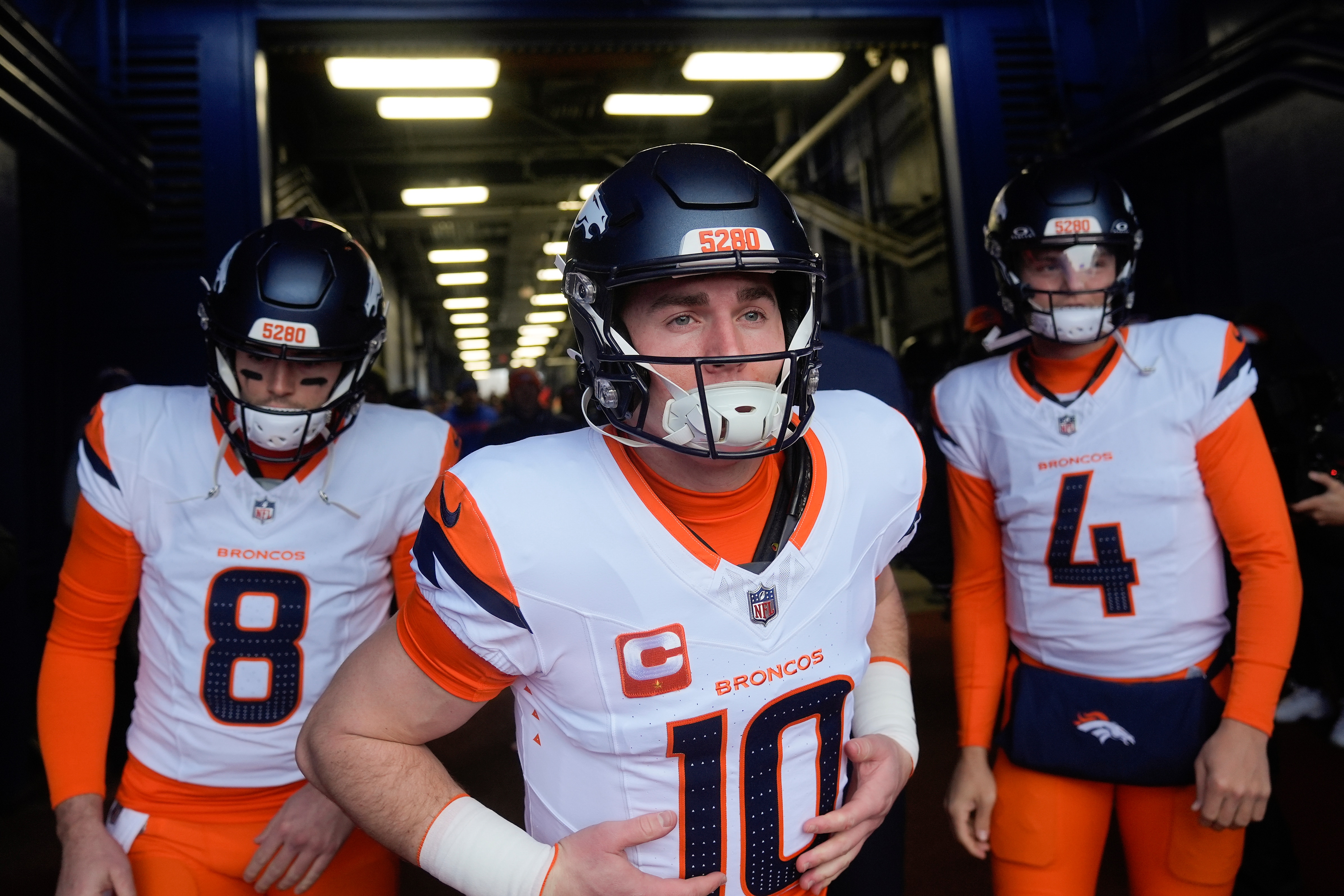 Broncos Bills Football