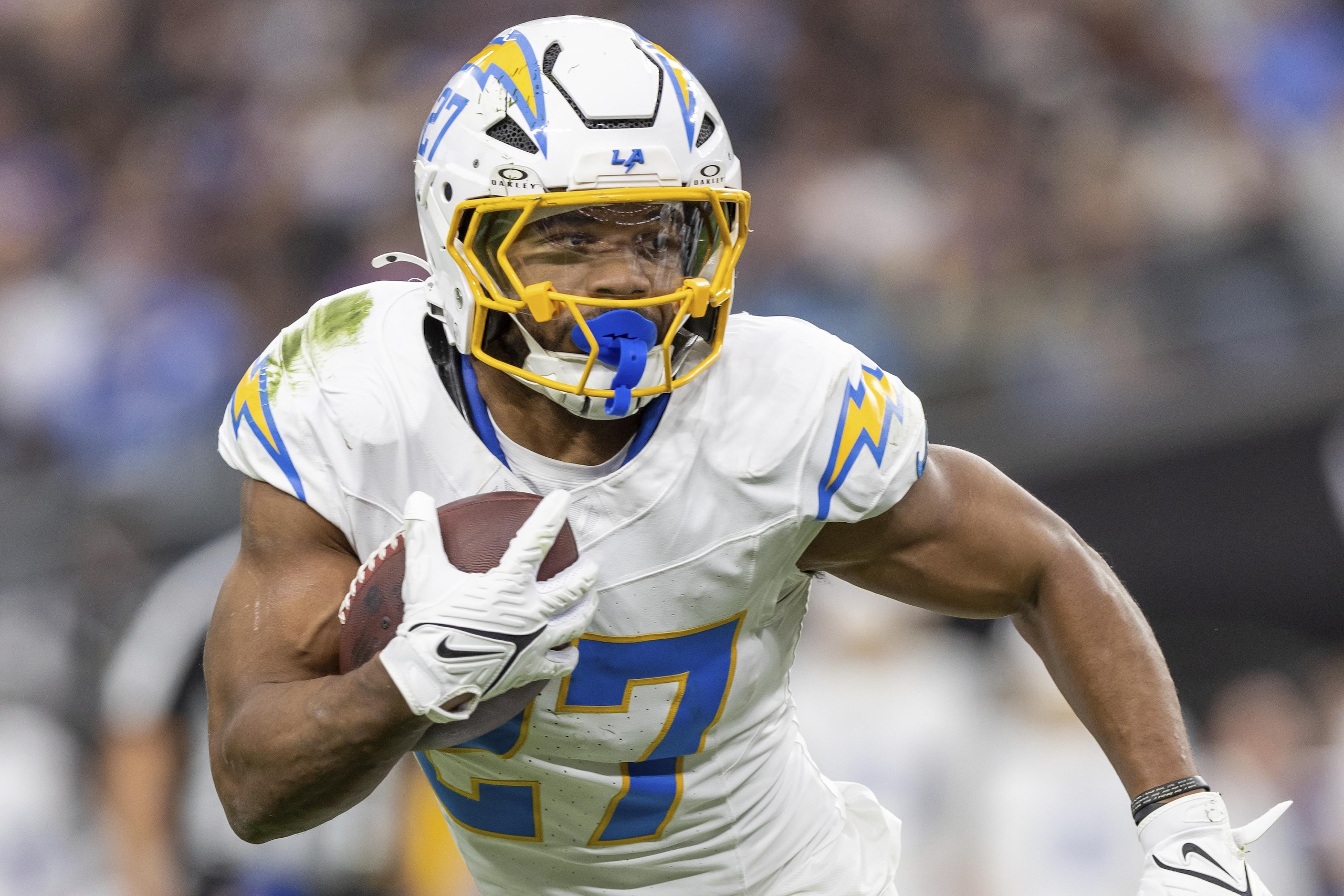 Chargers Raiders Football