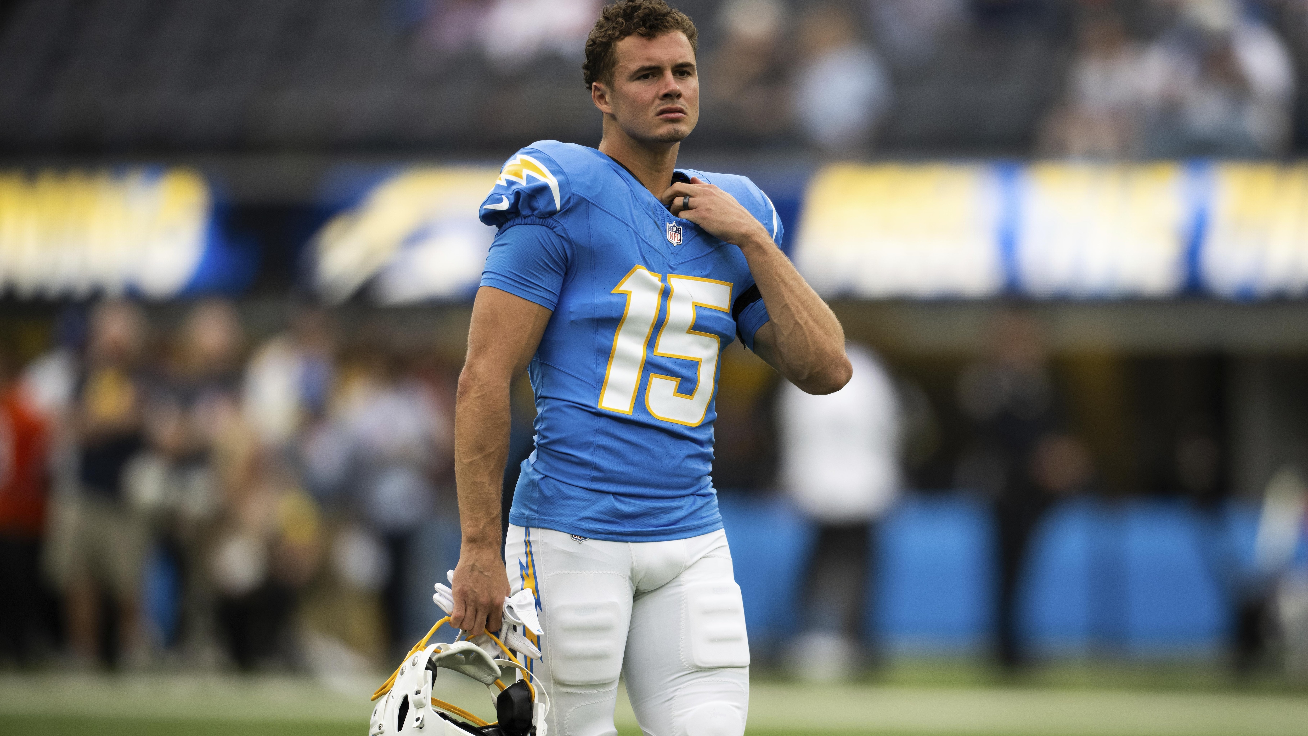 Broncos Chargers Football