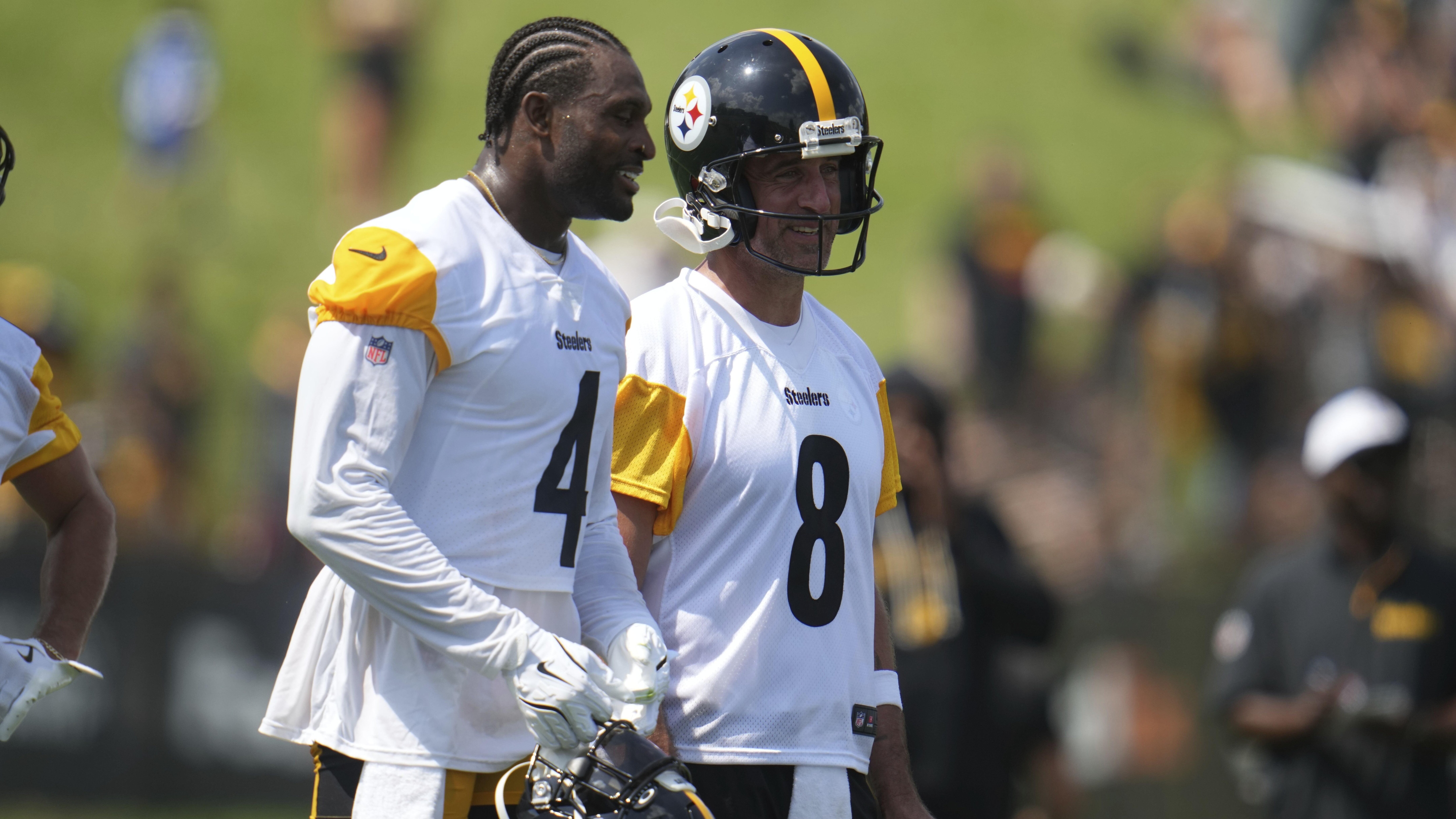 DK Metcalf Says Aaron Rodgers Got ‘Breath of Fresh Air’ with Steelers After Jets Stint