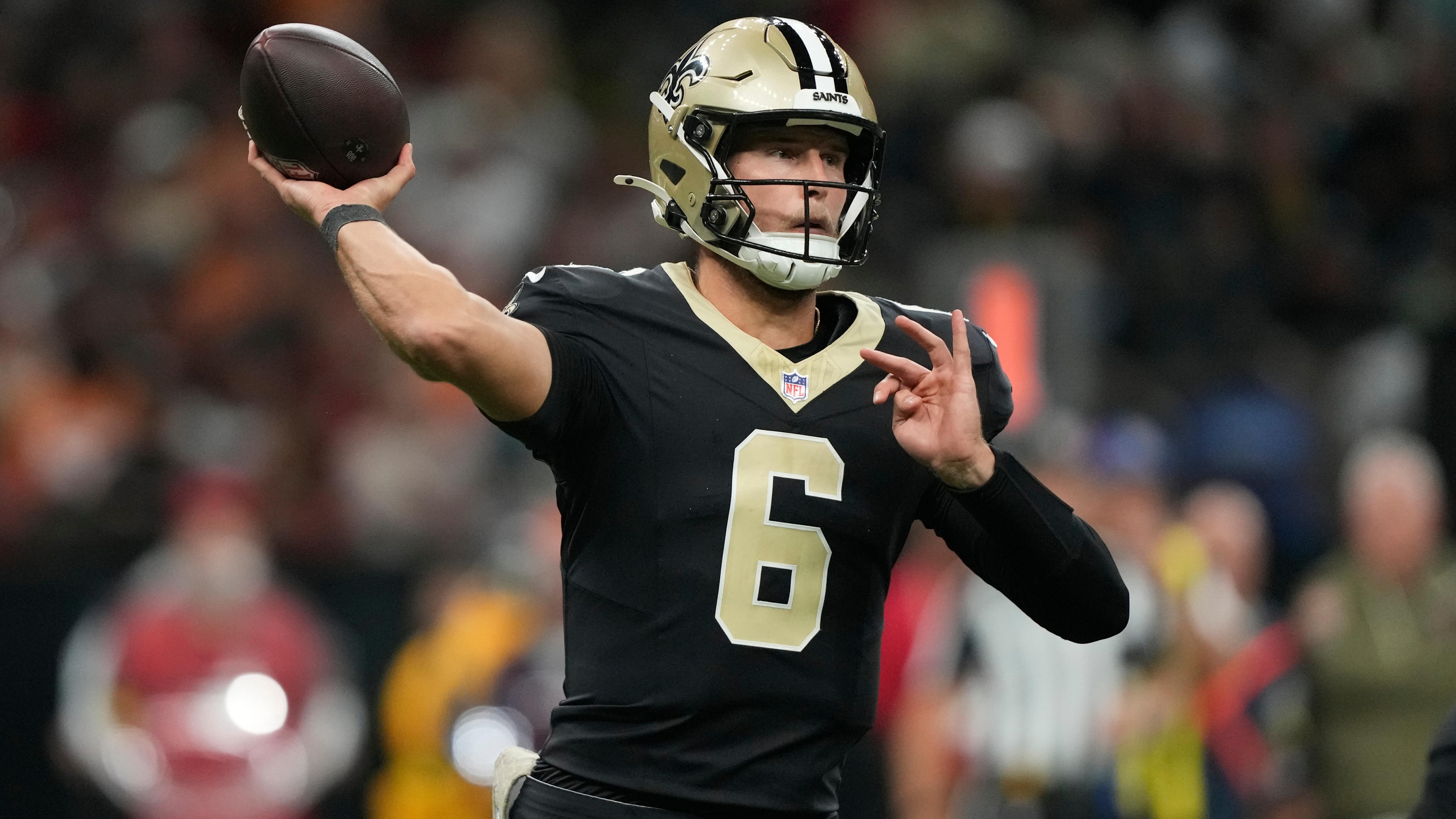 Buccaneers Saints Football