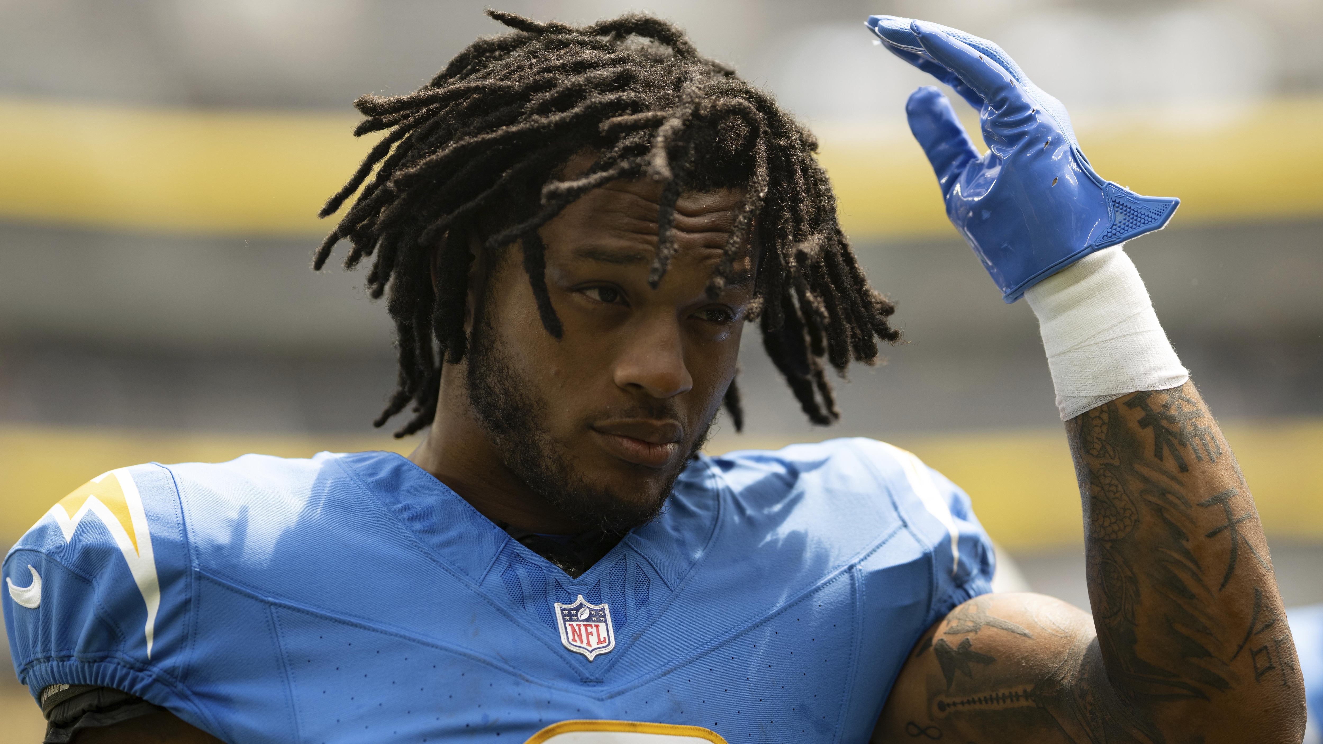 Omarion Hampton to Be Chargers’ RB1 over Najee Harris vs. Chiefs, Jim Harbaugh Says