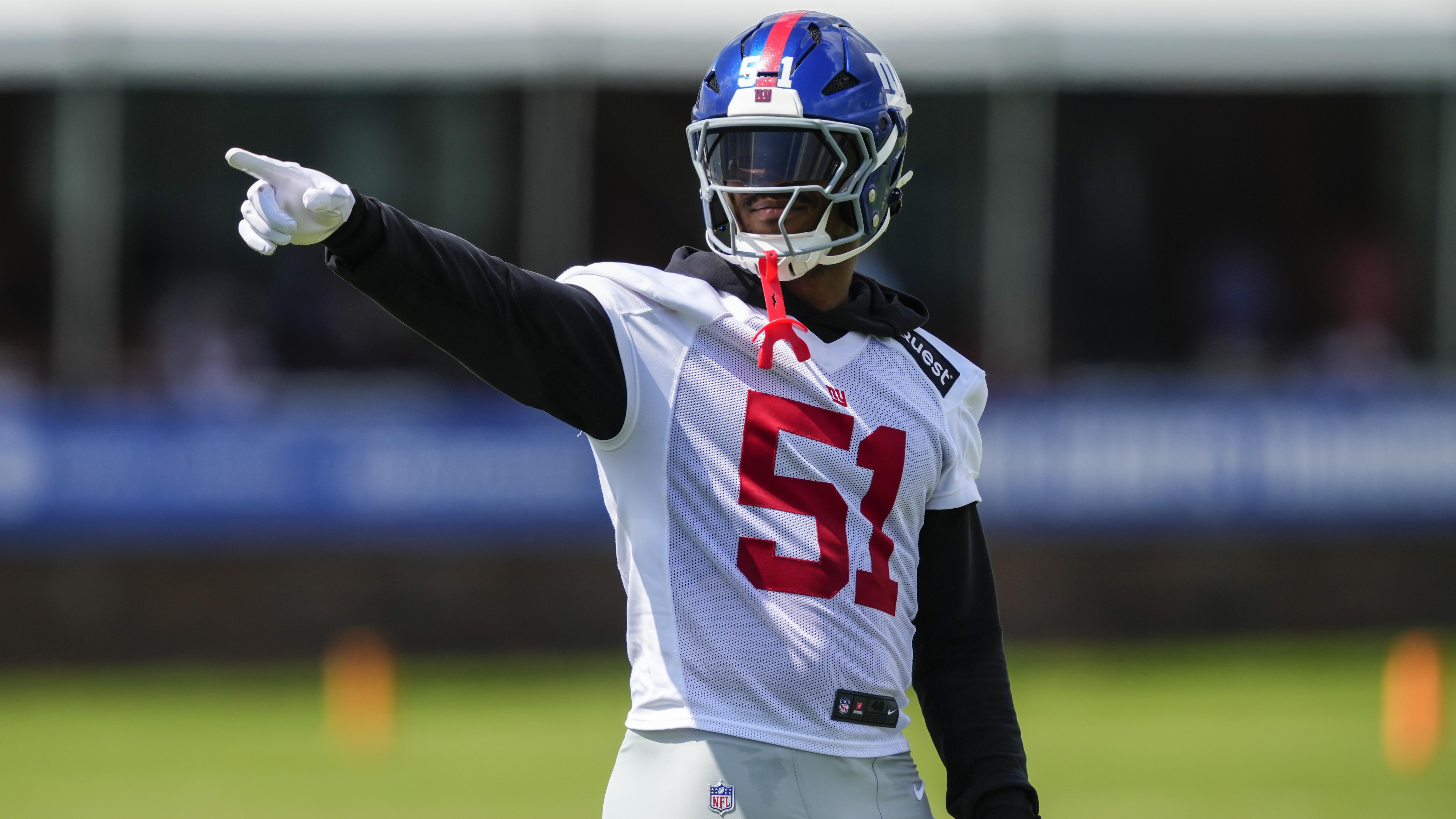 Giants Camp Football