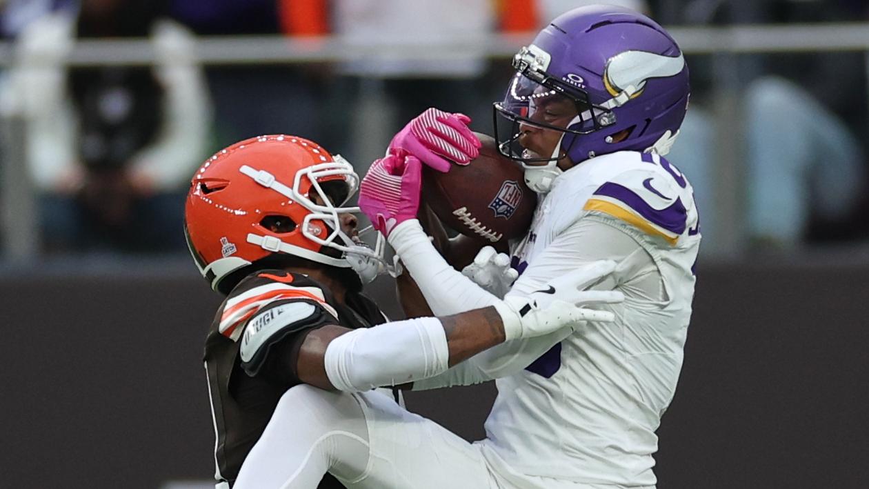 Vikings Browns Football