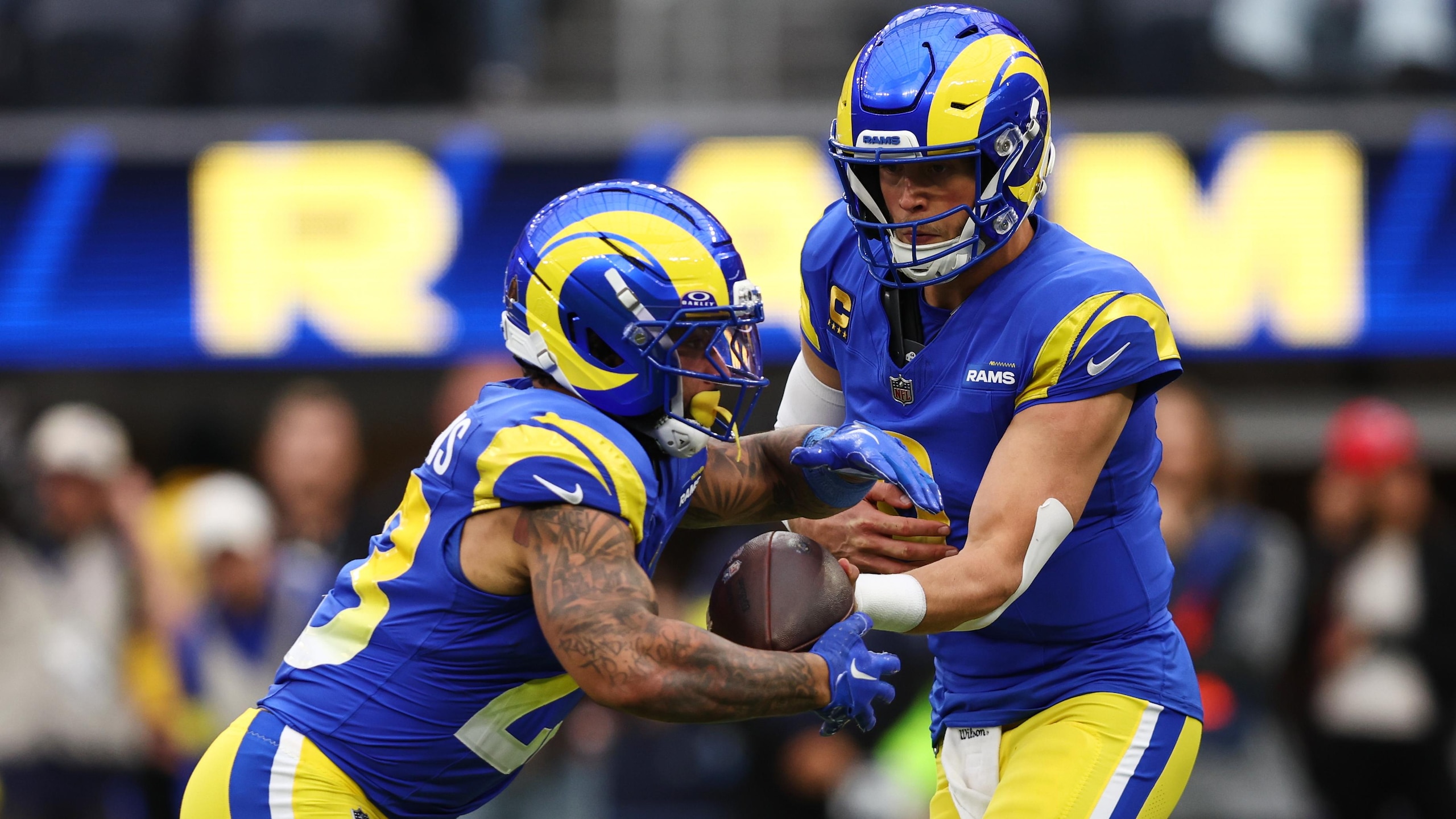 Cardinals Rams Football