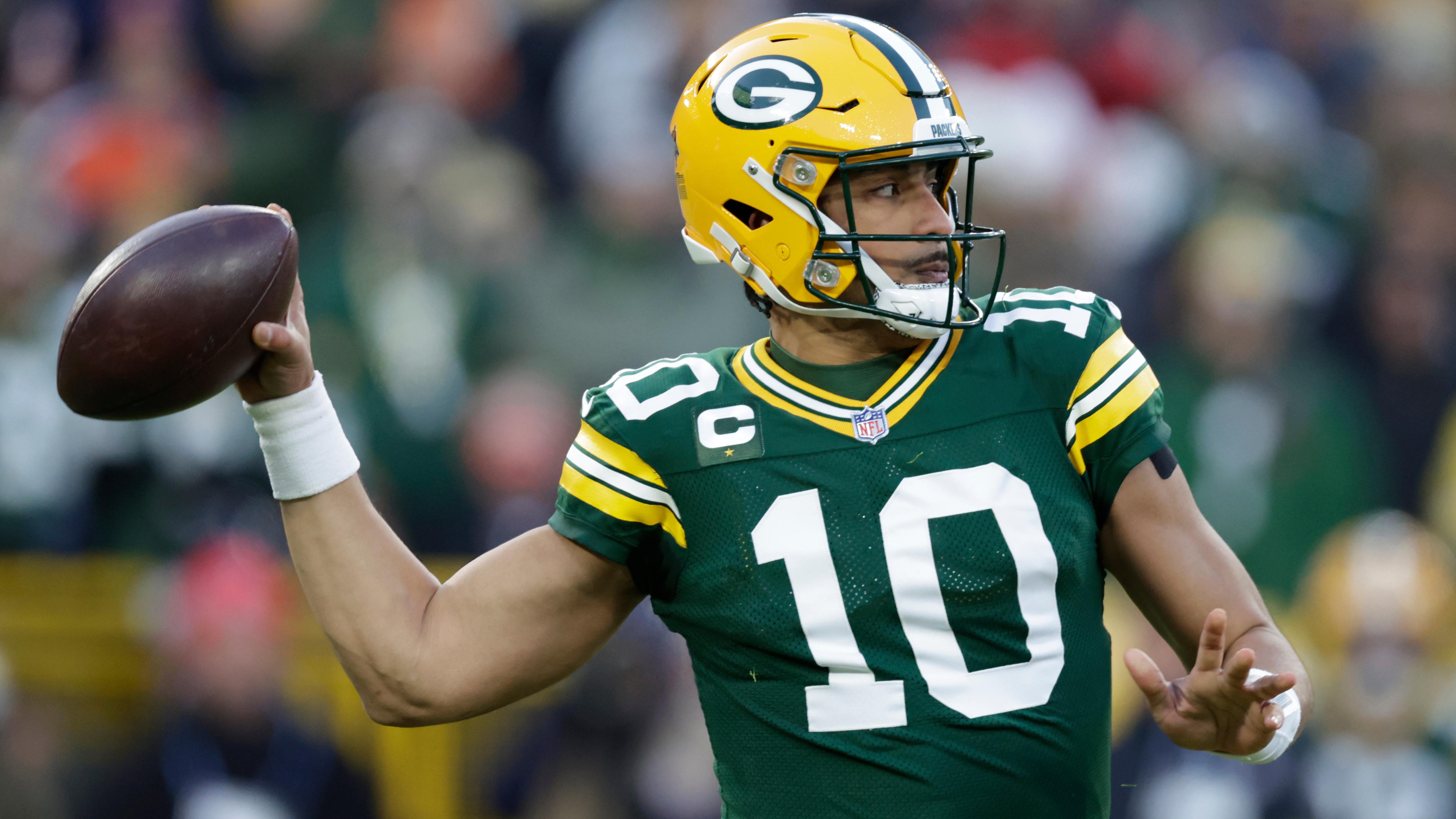 Bears Packers Football