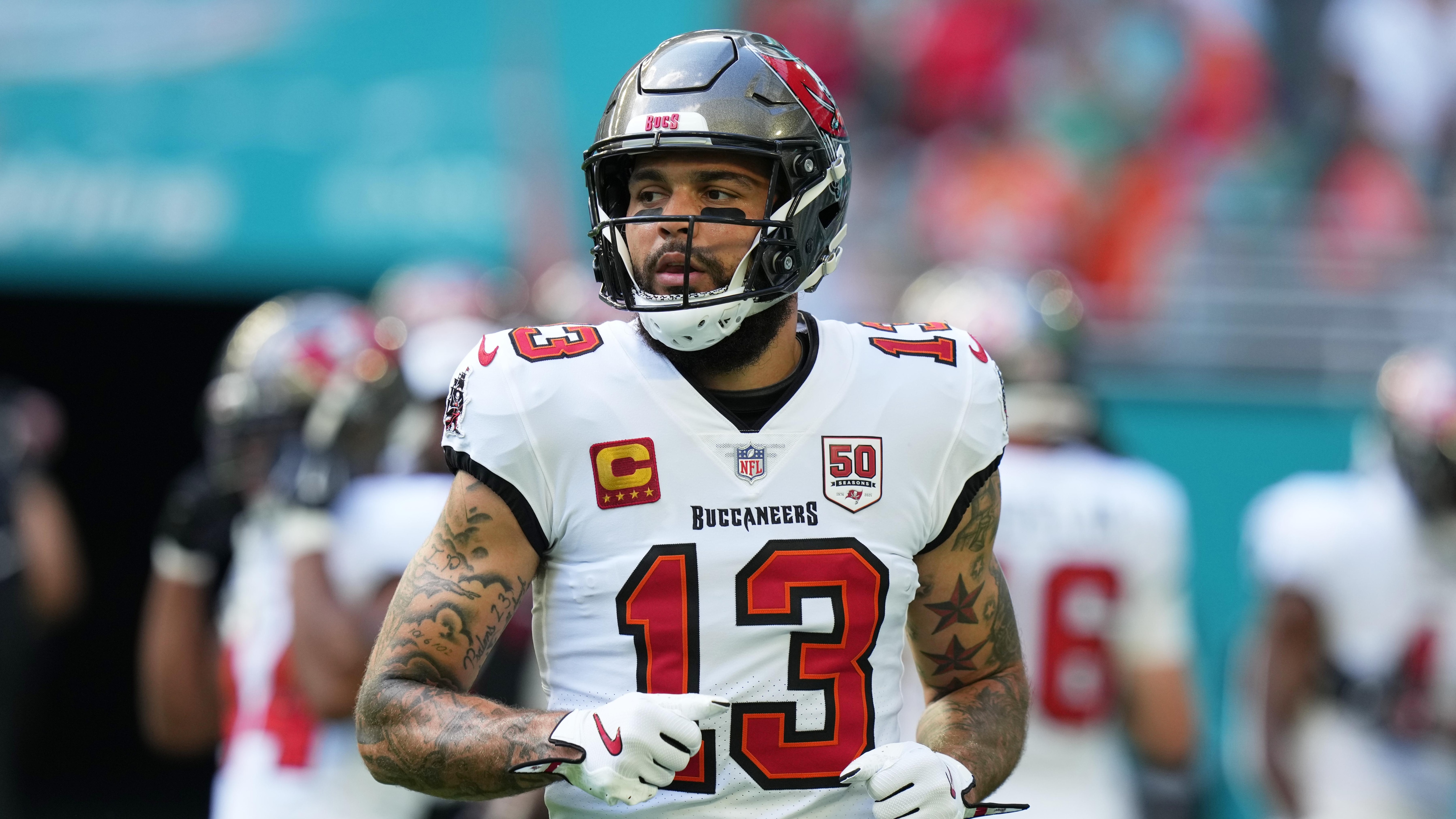 Buccaneers Dolphins Football