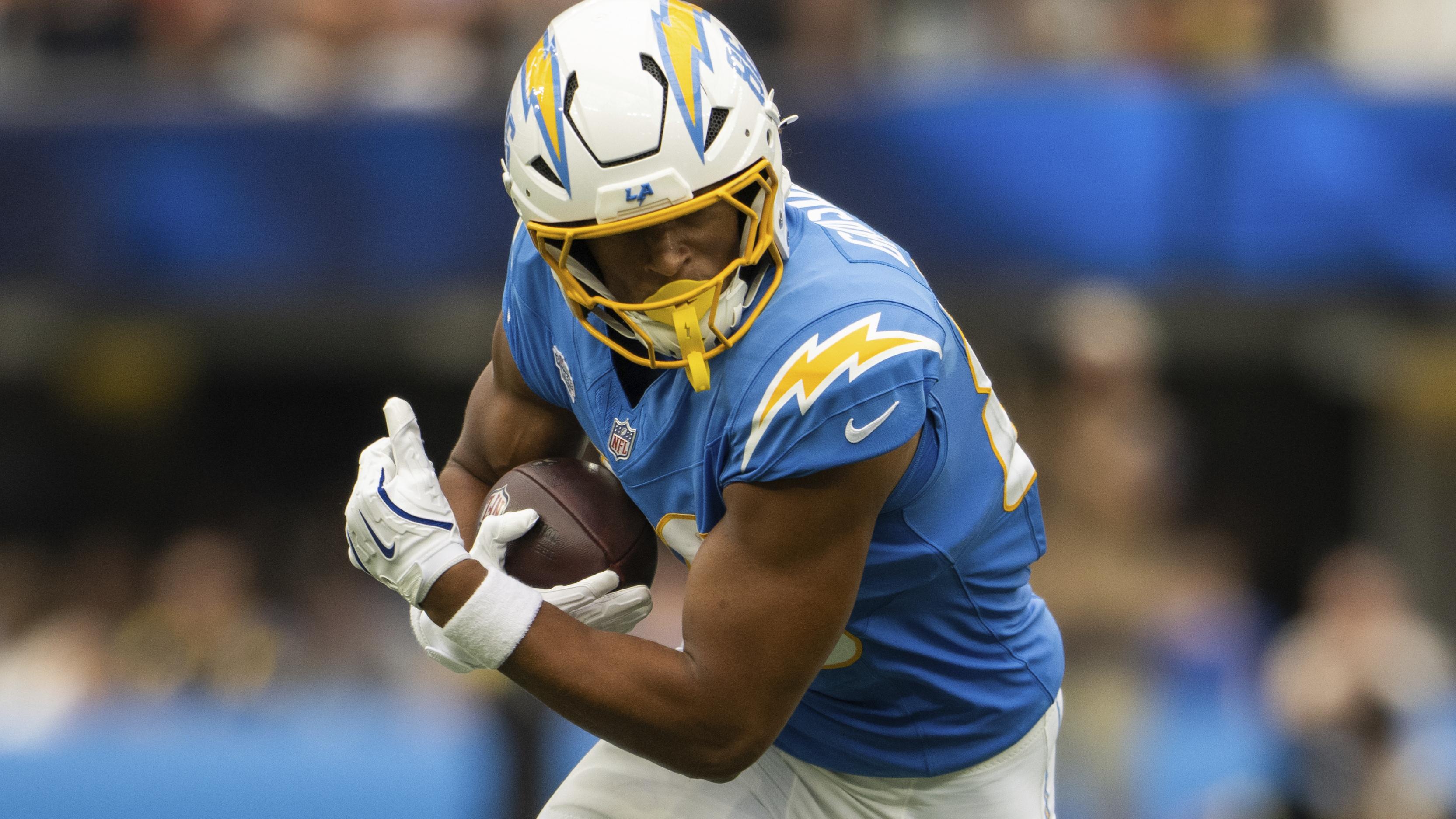 Broncos Chargers Football