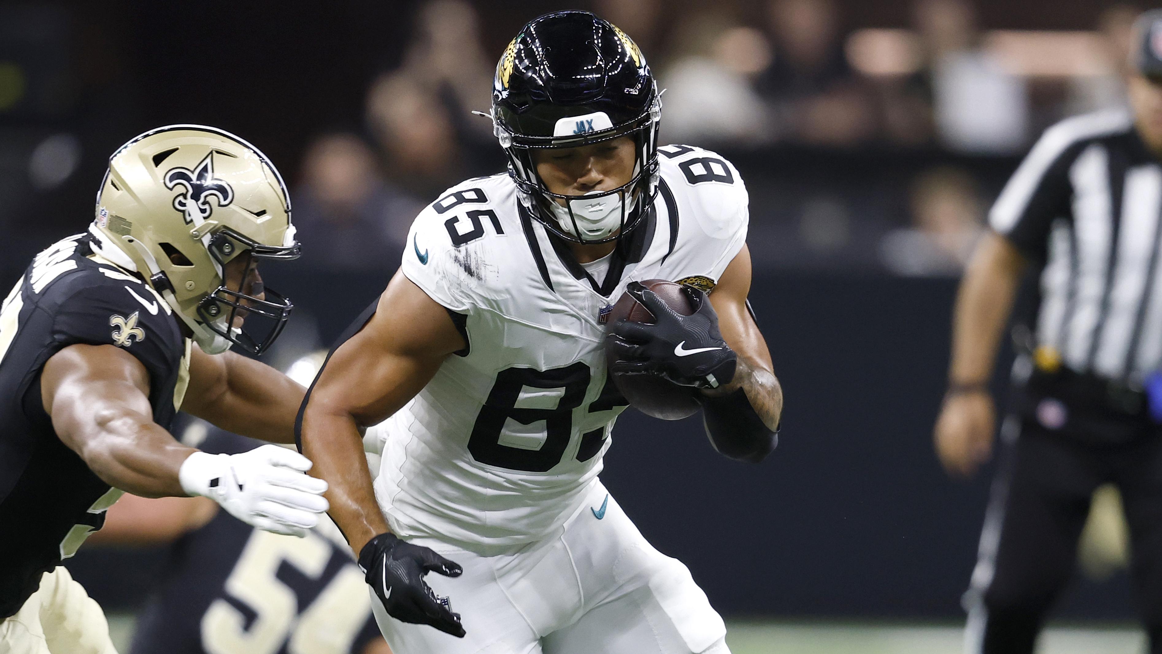 Jaguars Saints Football