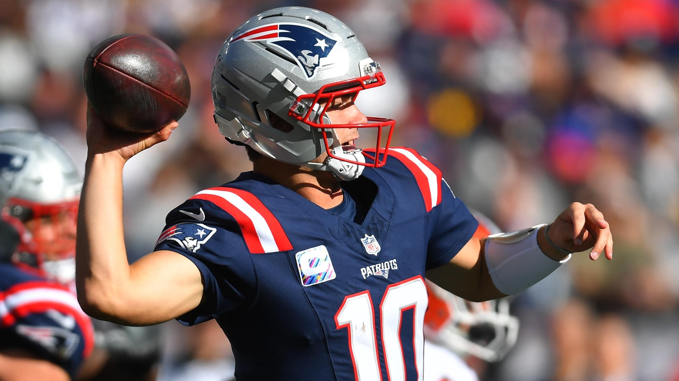 Browns Patriots Football