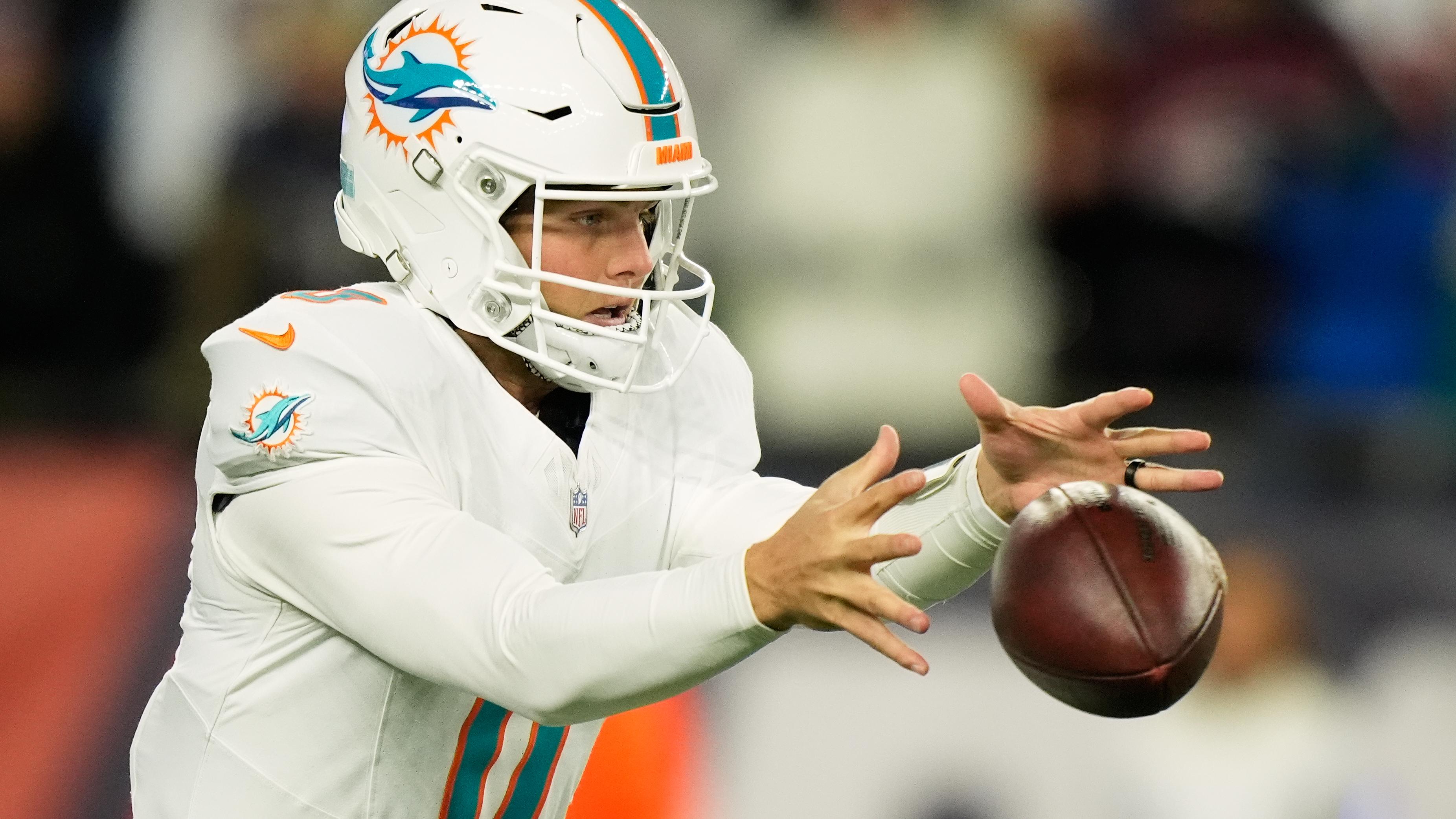 Dolphins Patriots Football