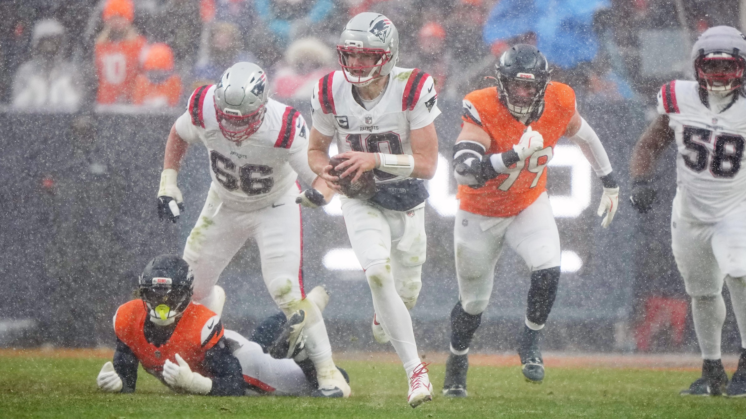 Patriots Broncos Football