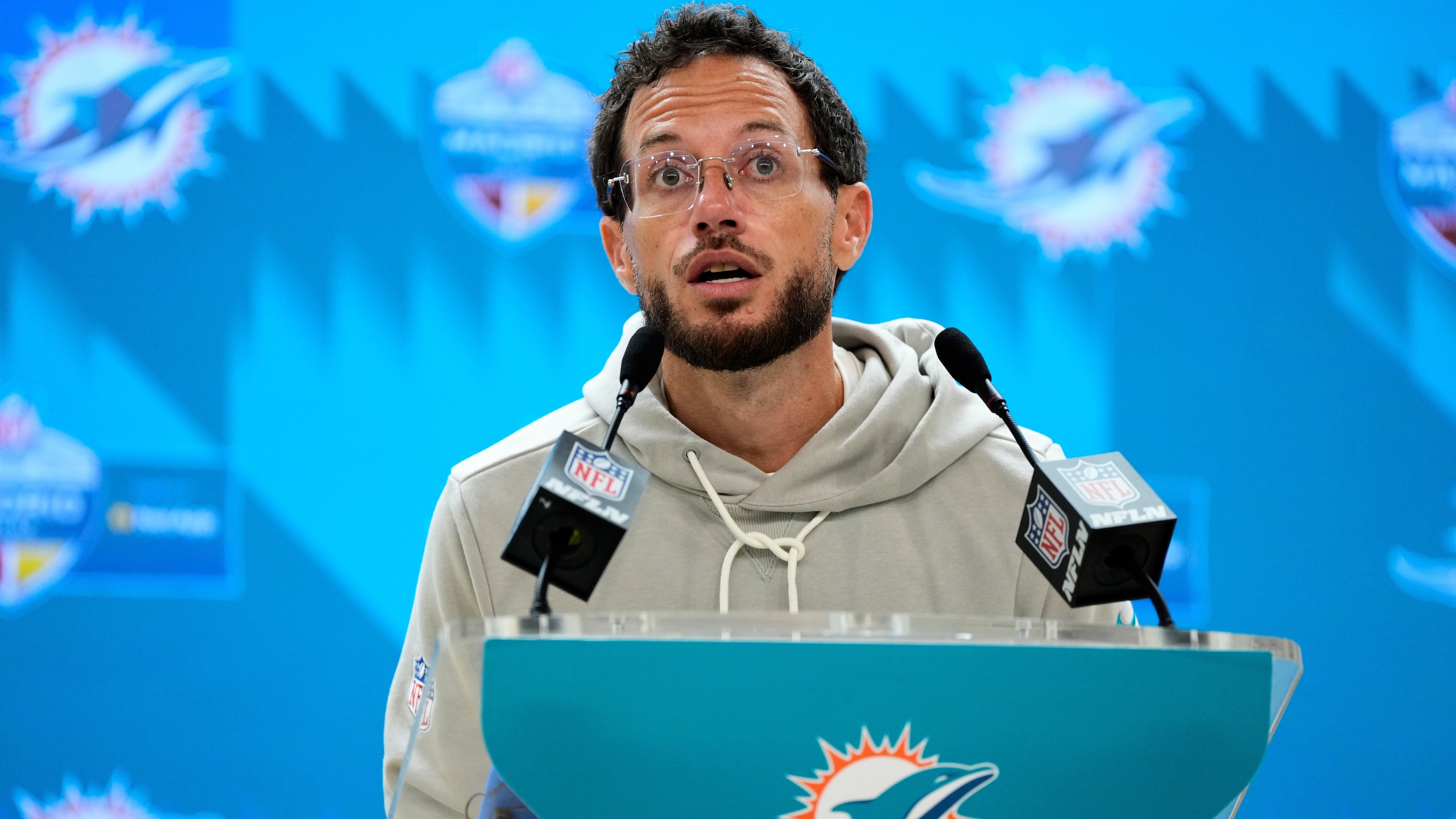 Commanders Dolphins Football