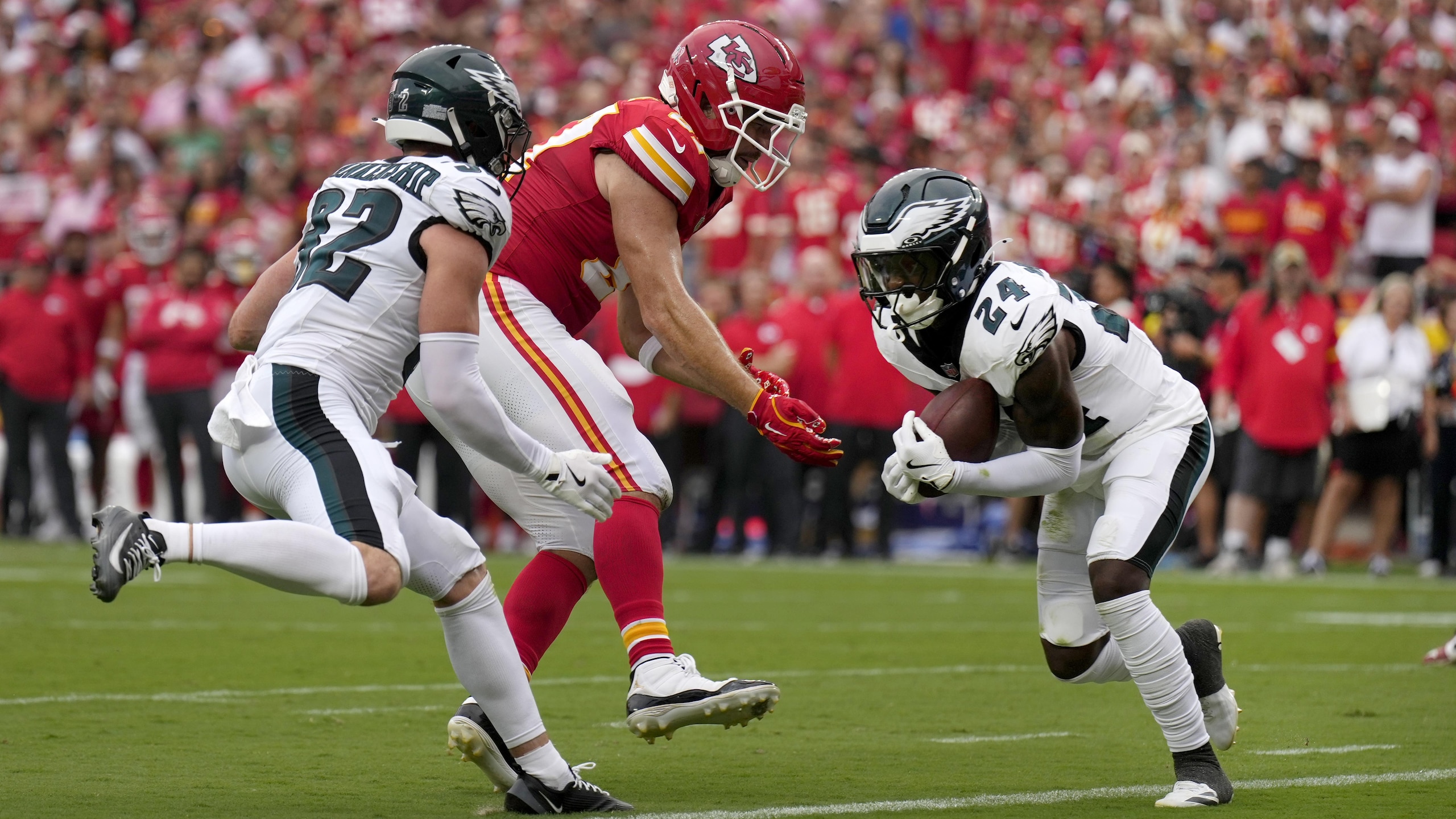 APTOPIX Eagles Chiefs Football