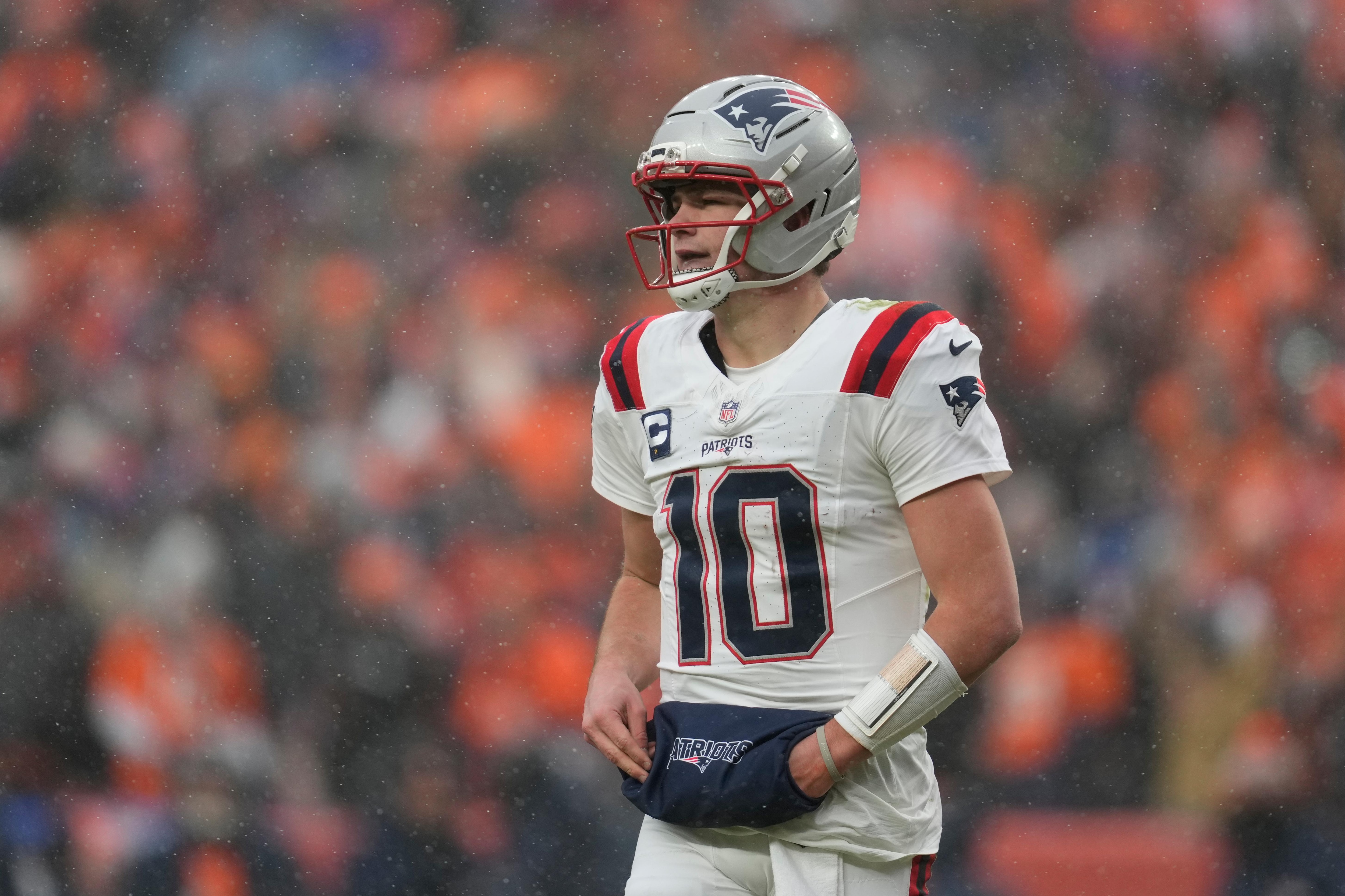 Patriots Broncos Football