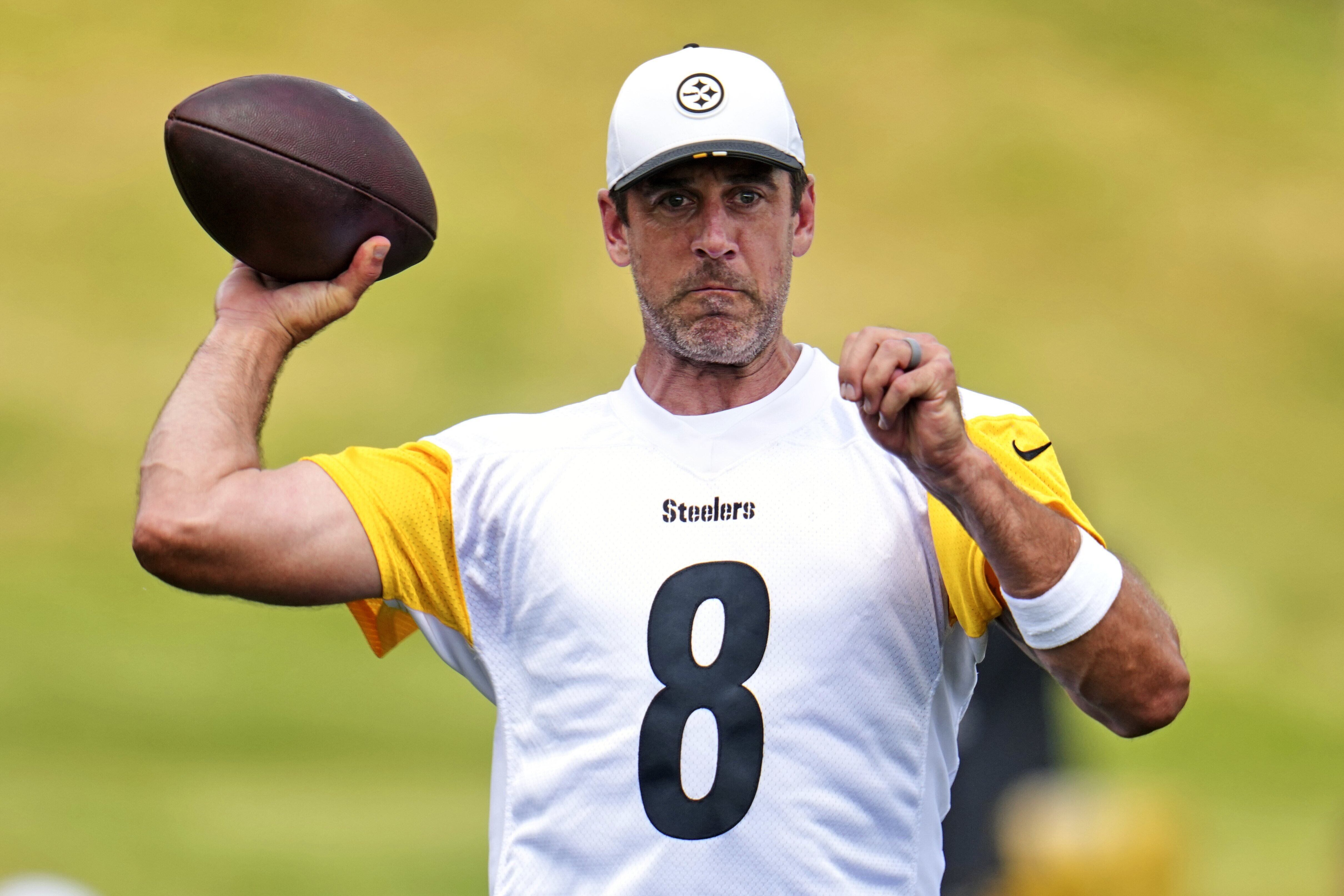 Aaron Rodgers Feels Steelers Are Among Teams That Can Win NFL Super Bowl 60