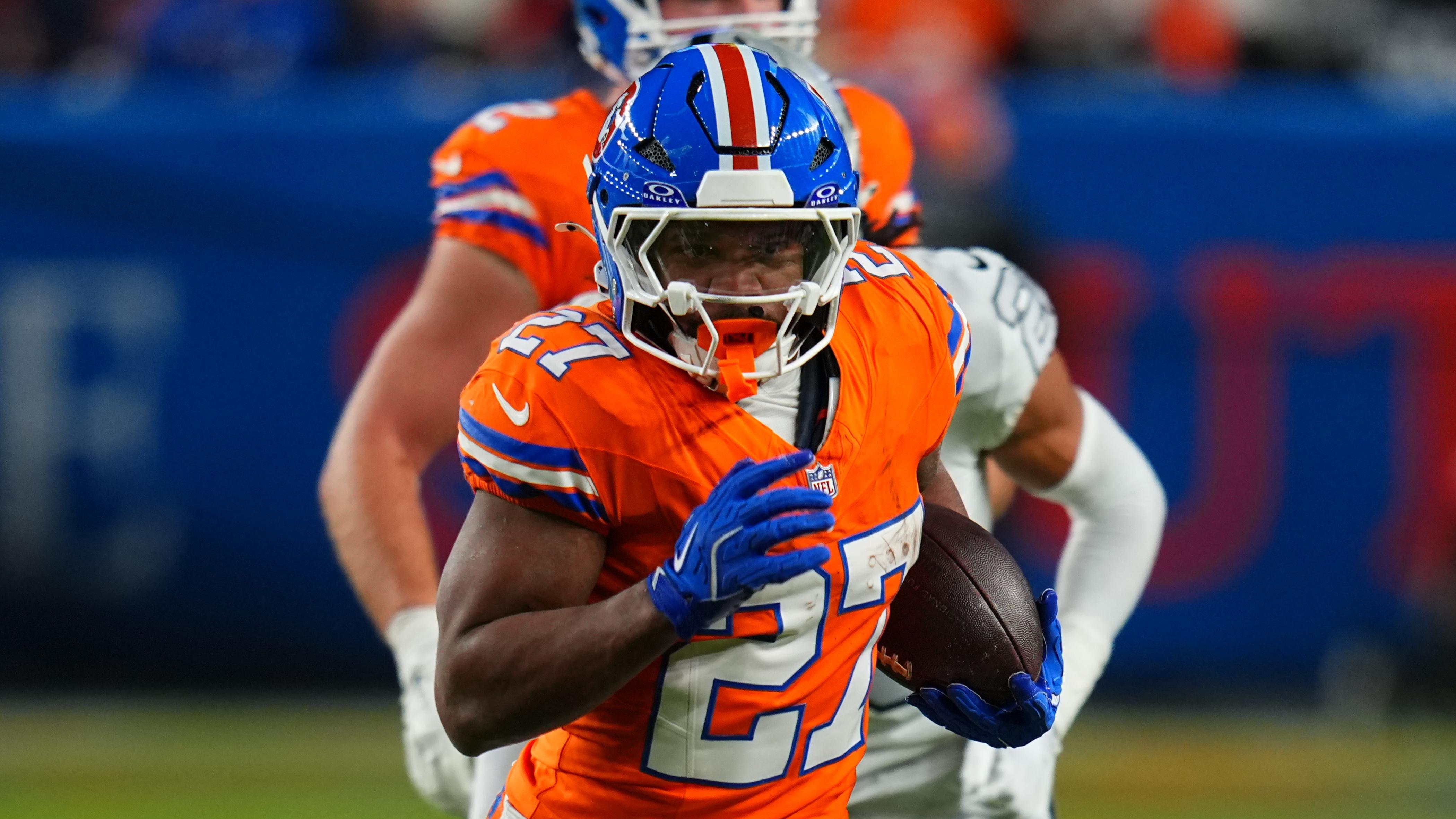 Raiders Broncos Football