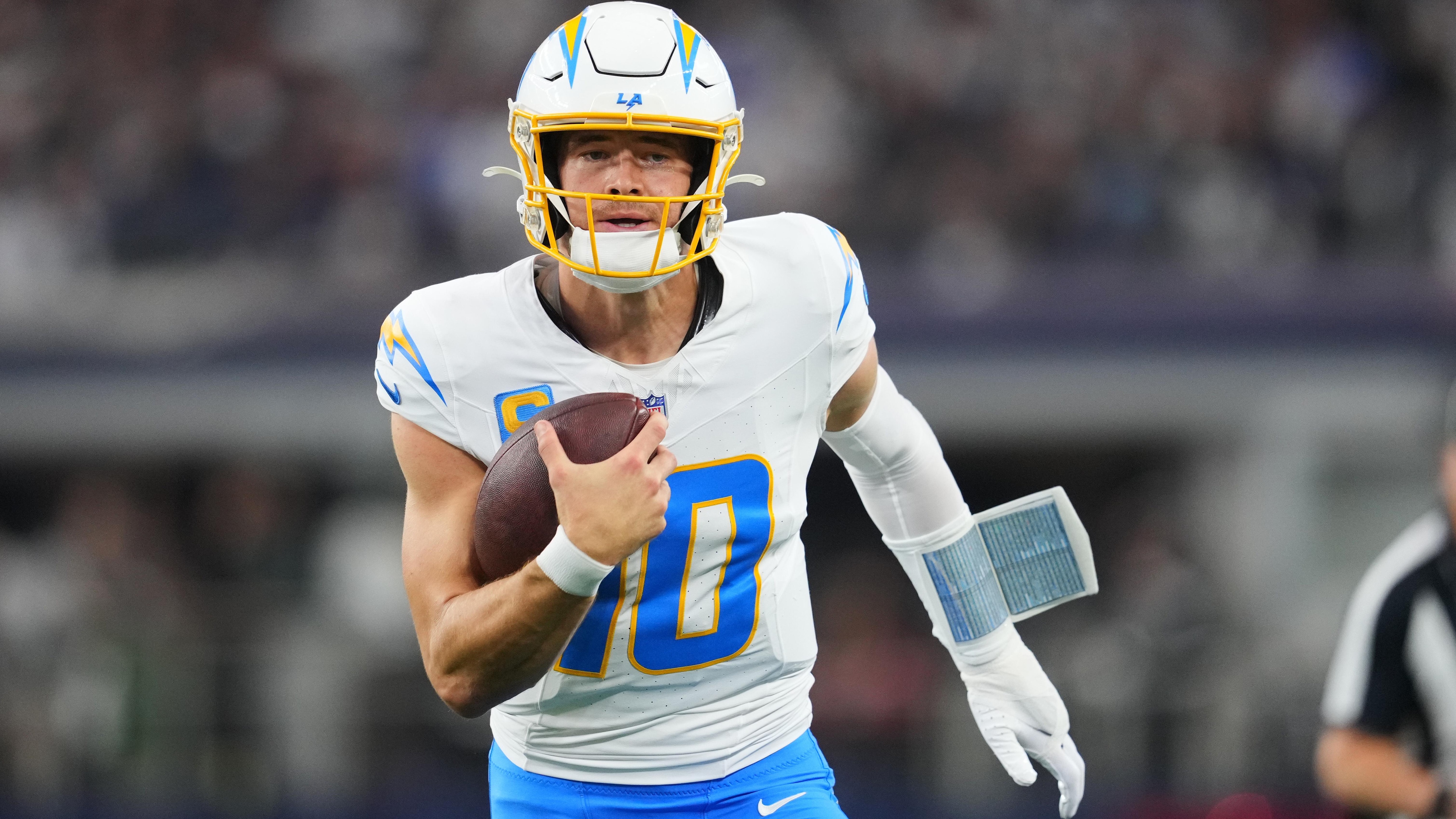 Chargers Cowboys Football