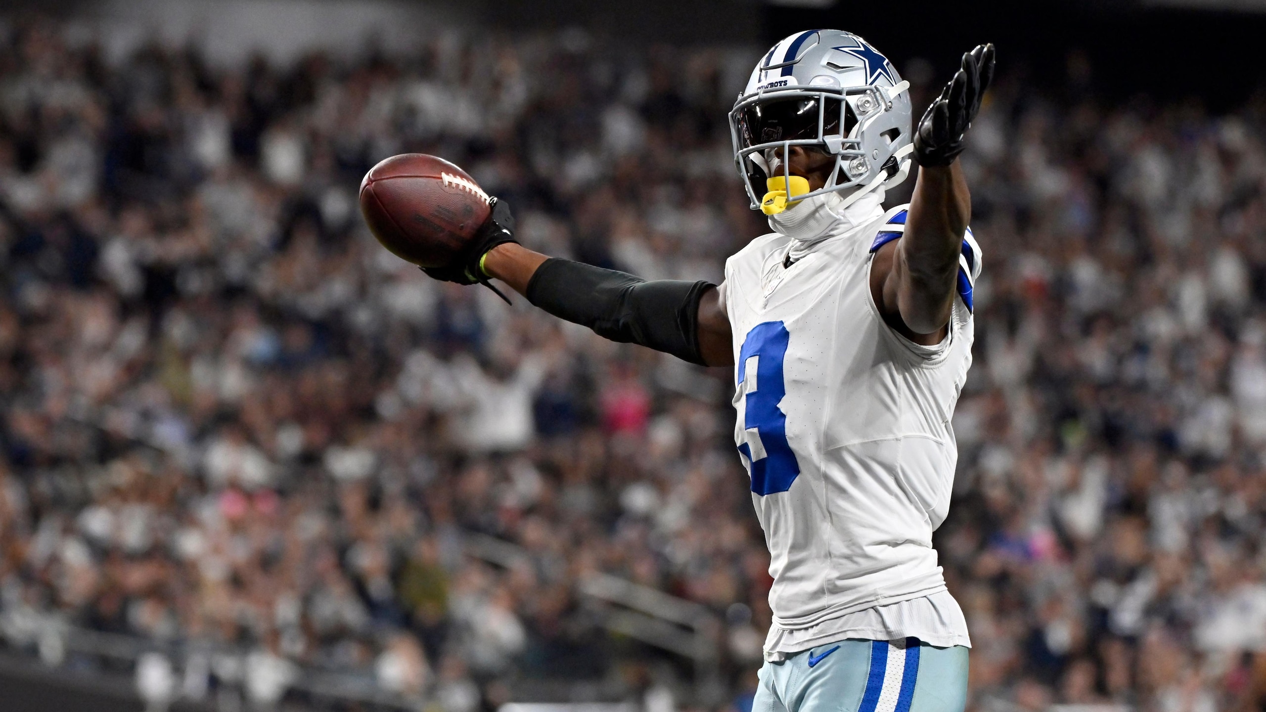 Cowboys Raiders Football
