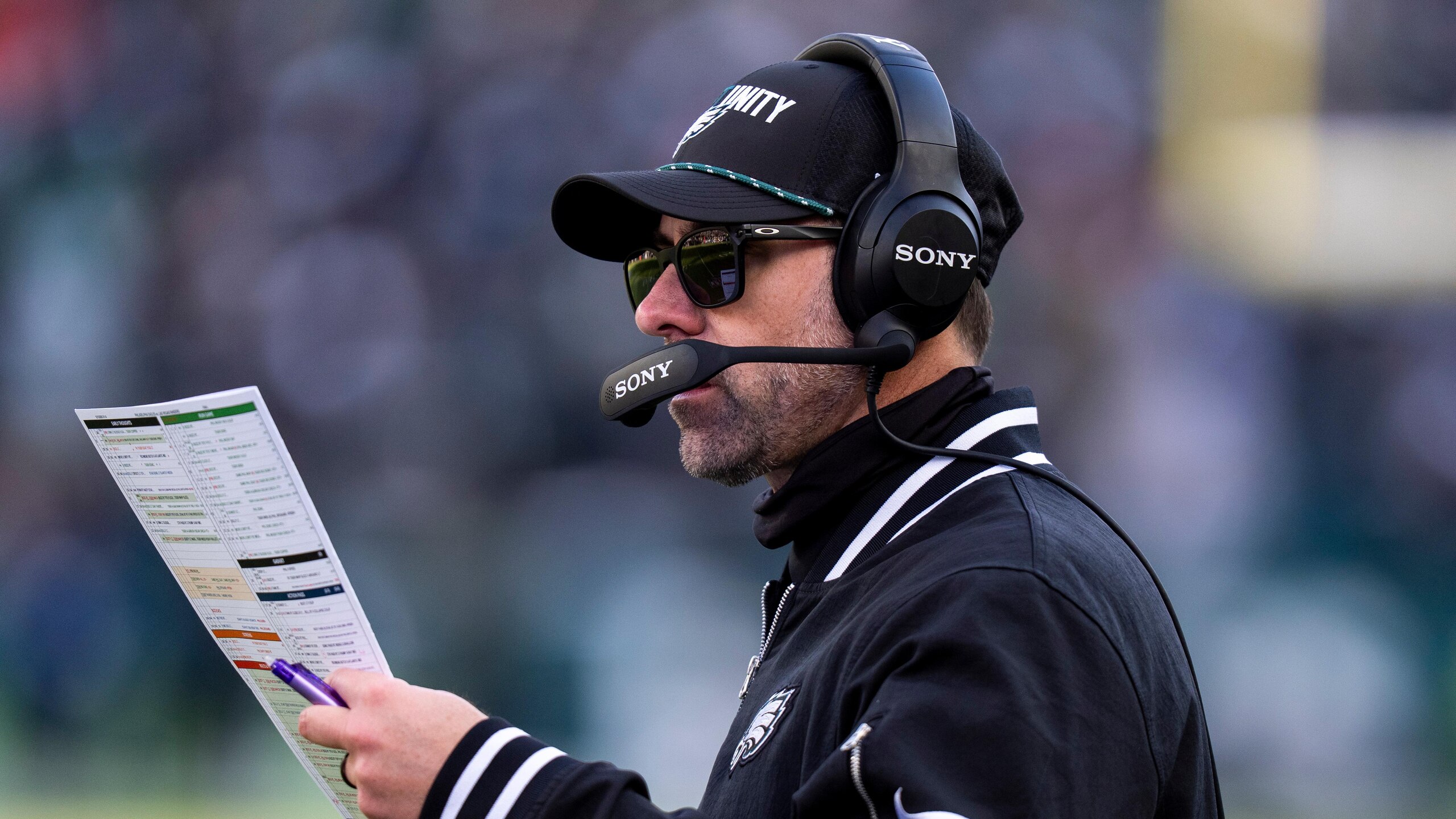 Raiders Eagles Football