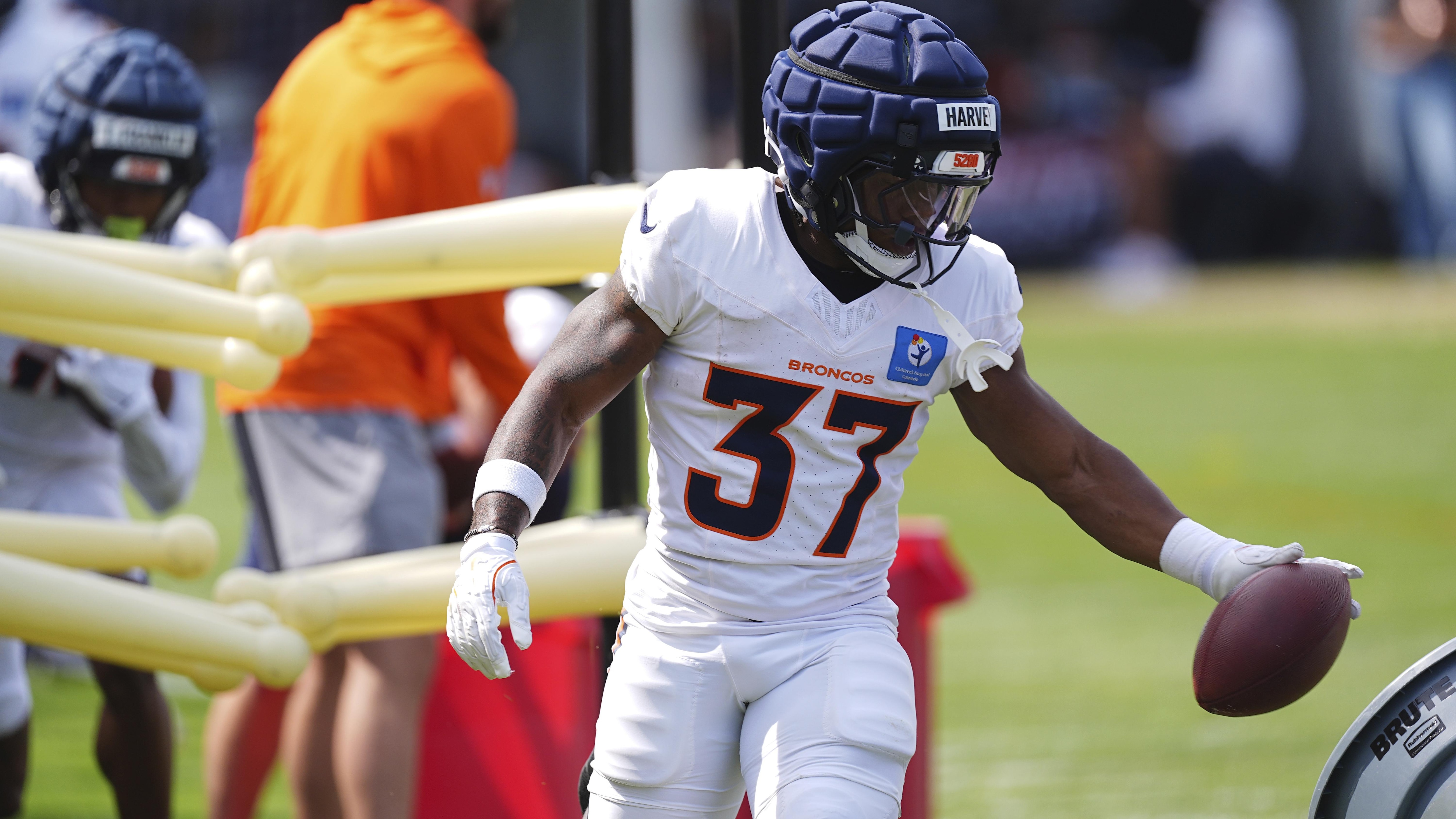 Broncos Camp Football