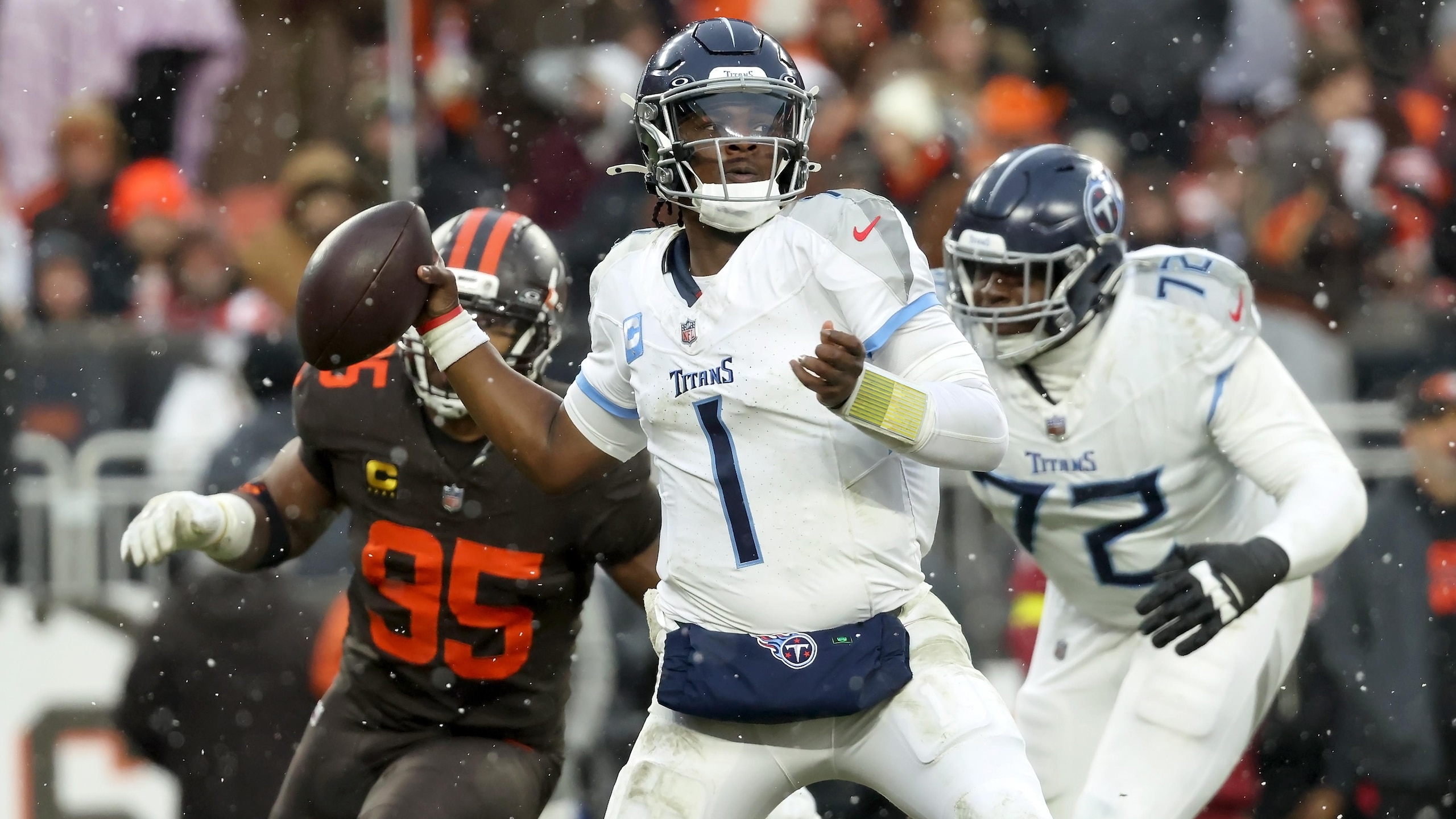 Titans Browns Football