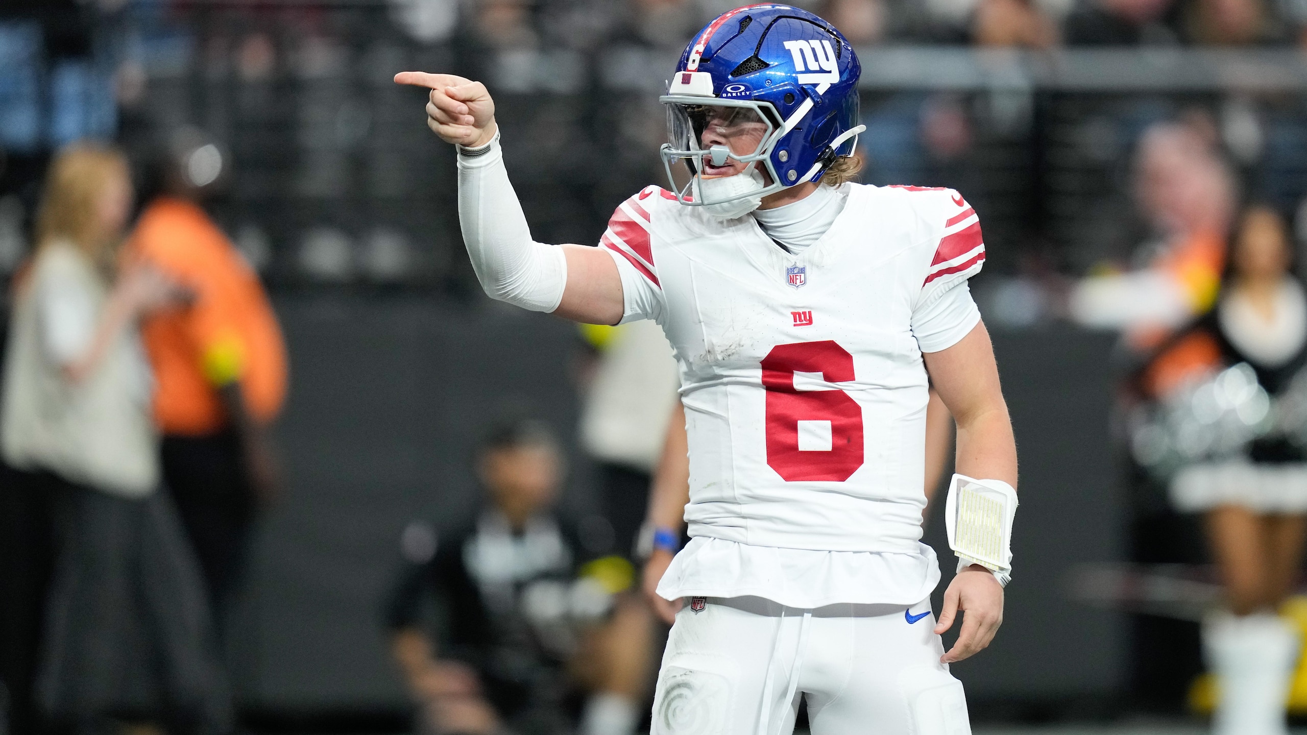 Giants Raiders Football