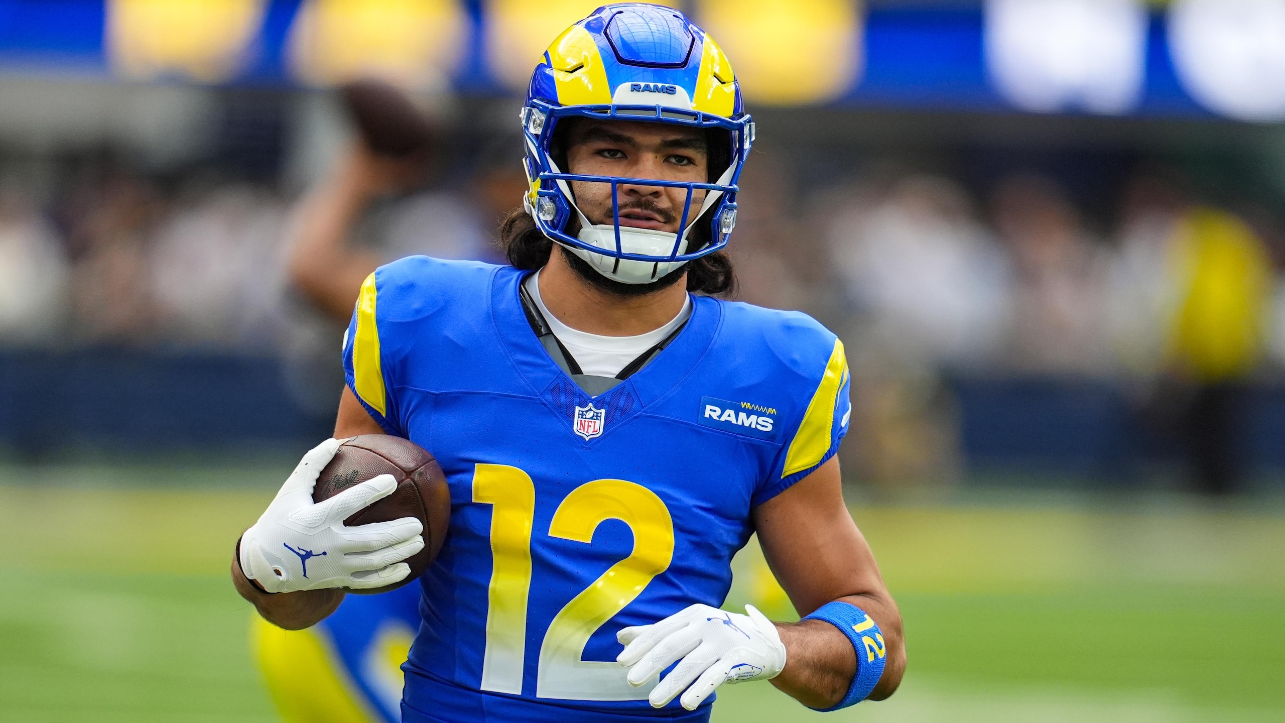 Colts Rams Football