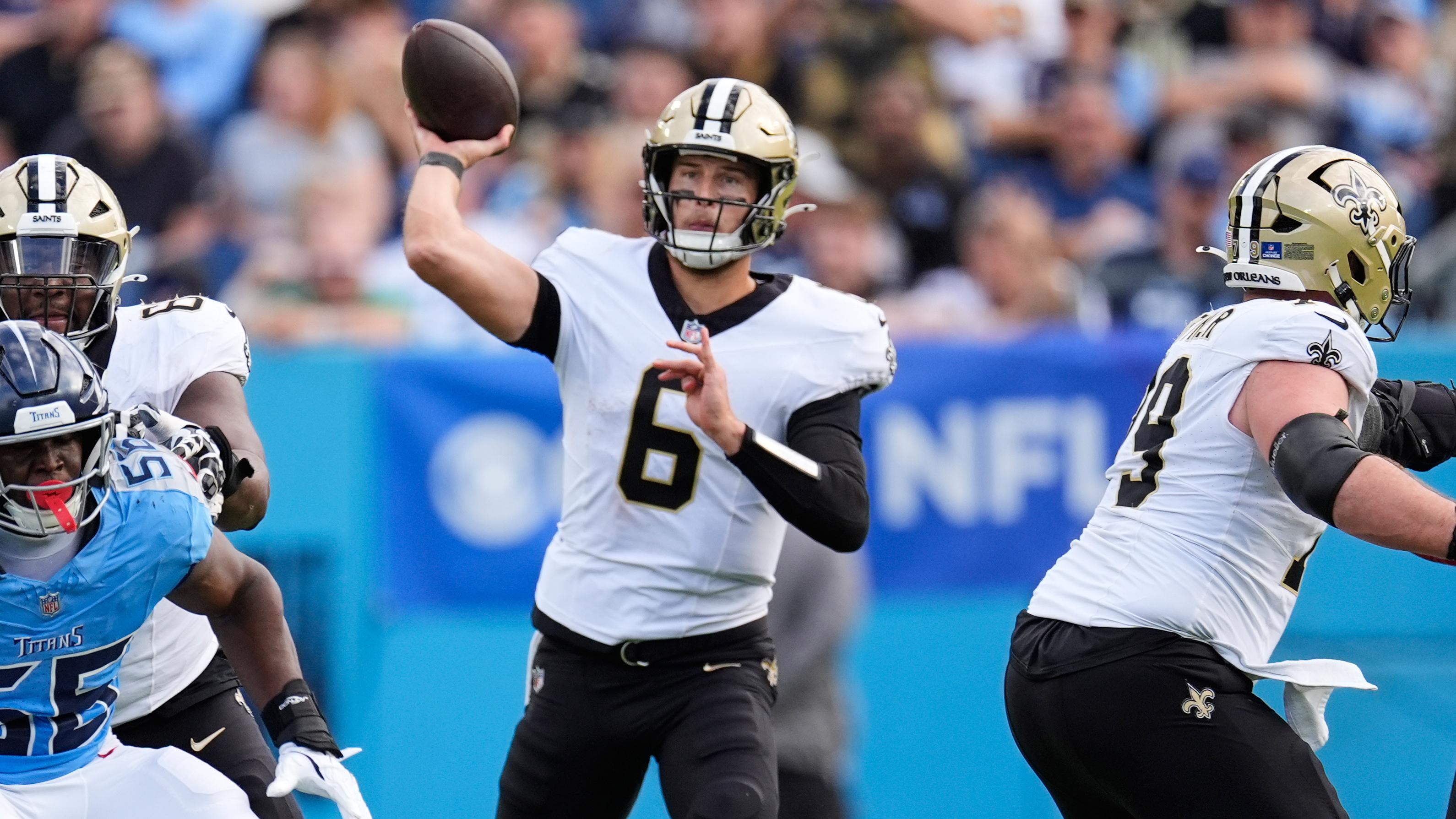 Saints Titans Football