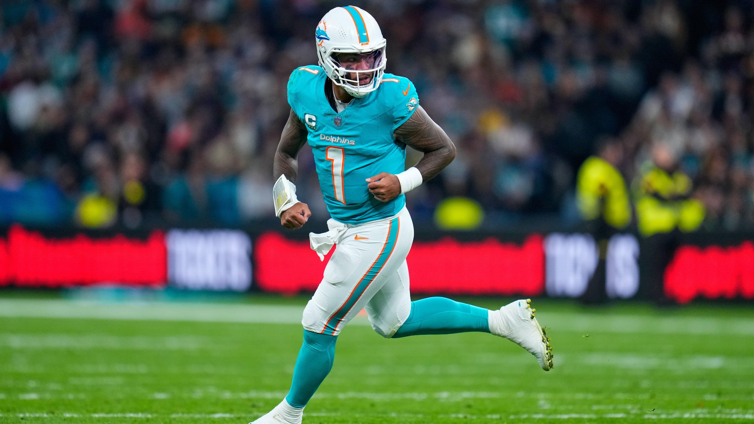 Commanders Dolphins Football