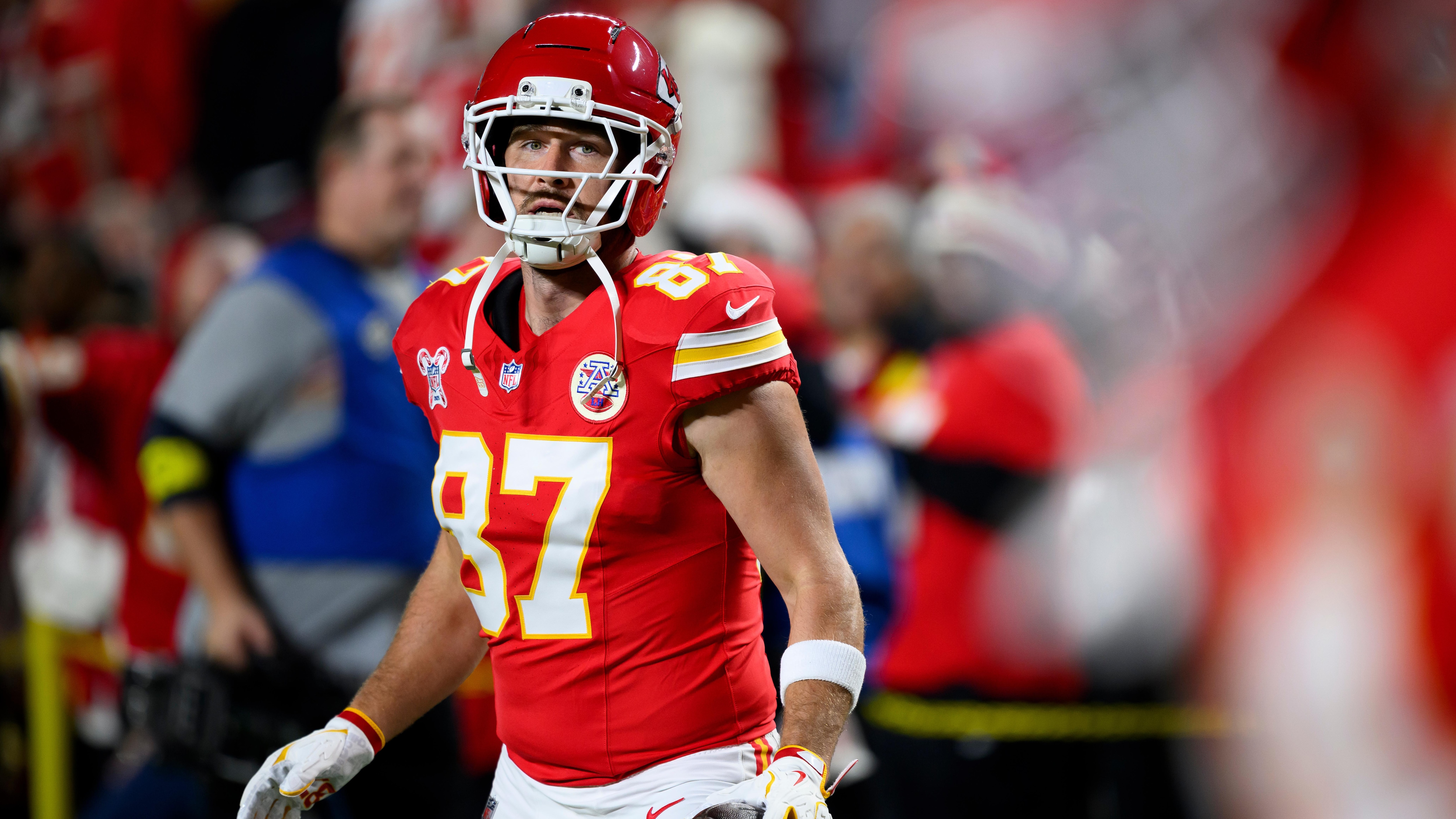 Broncos Chiefs Football