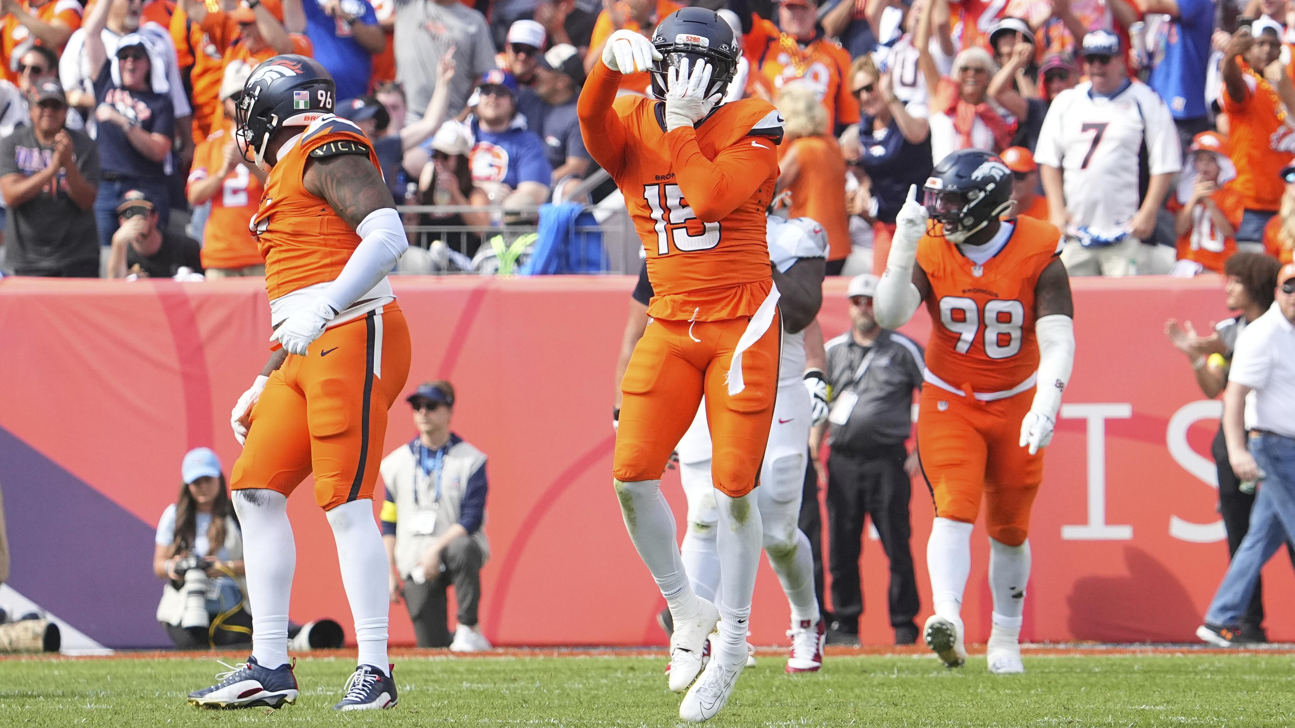 Titans Broncos Football