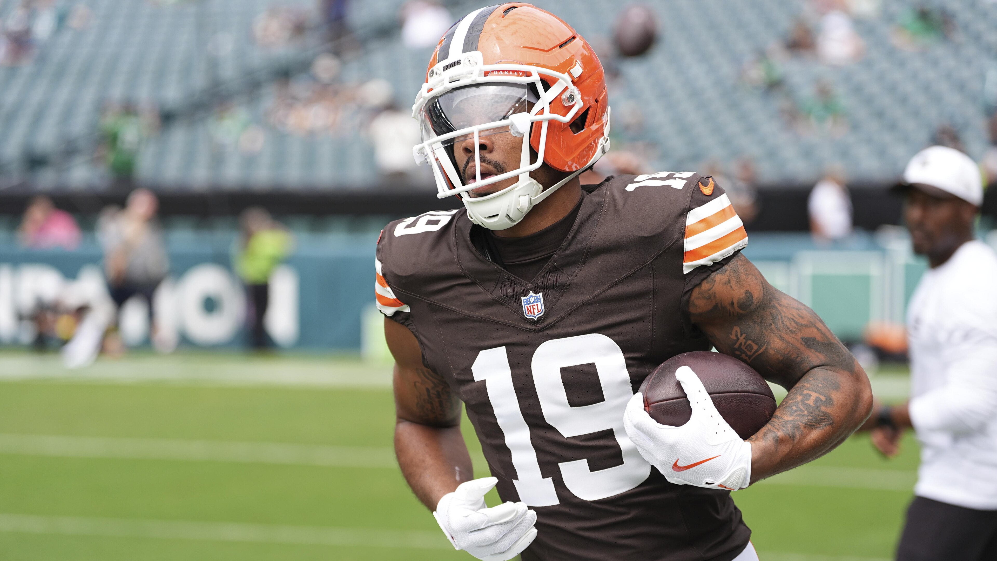 Browns Eagles Football