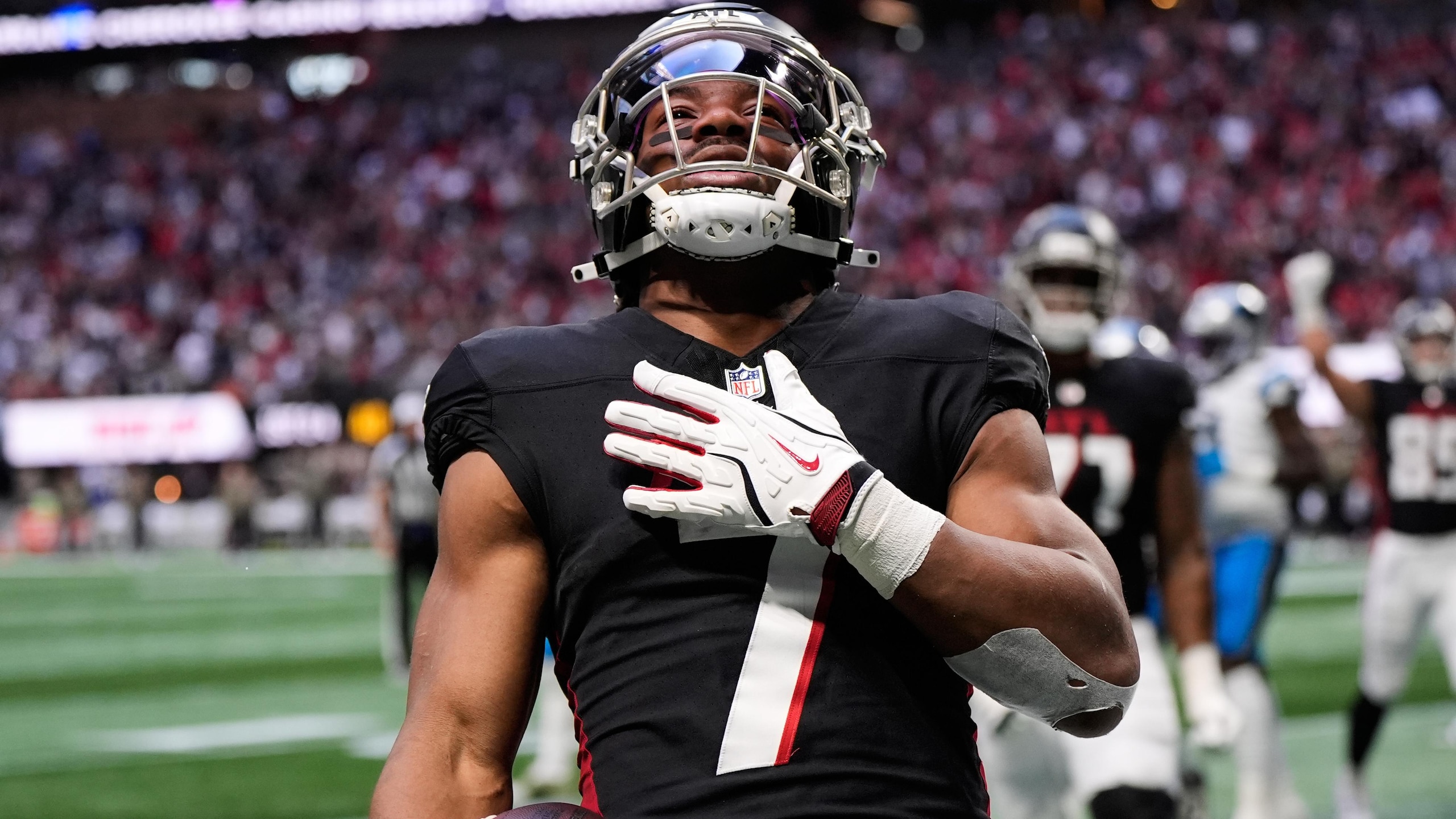 APTOPIX Panthers Falcons Football