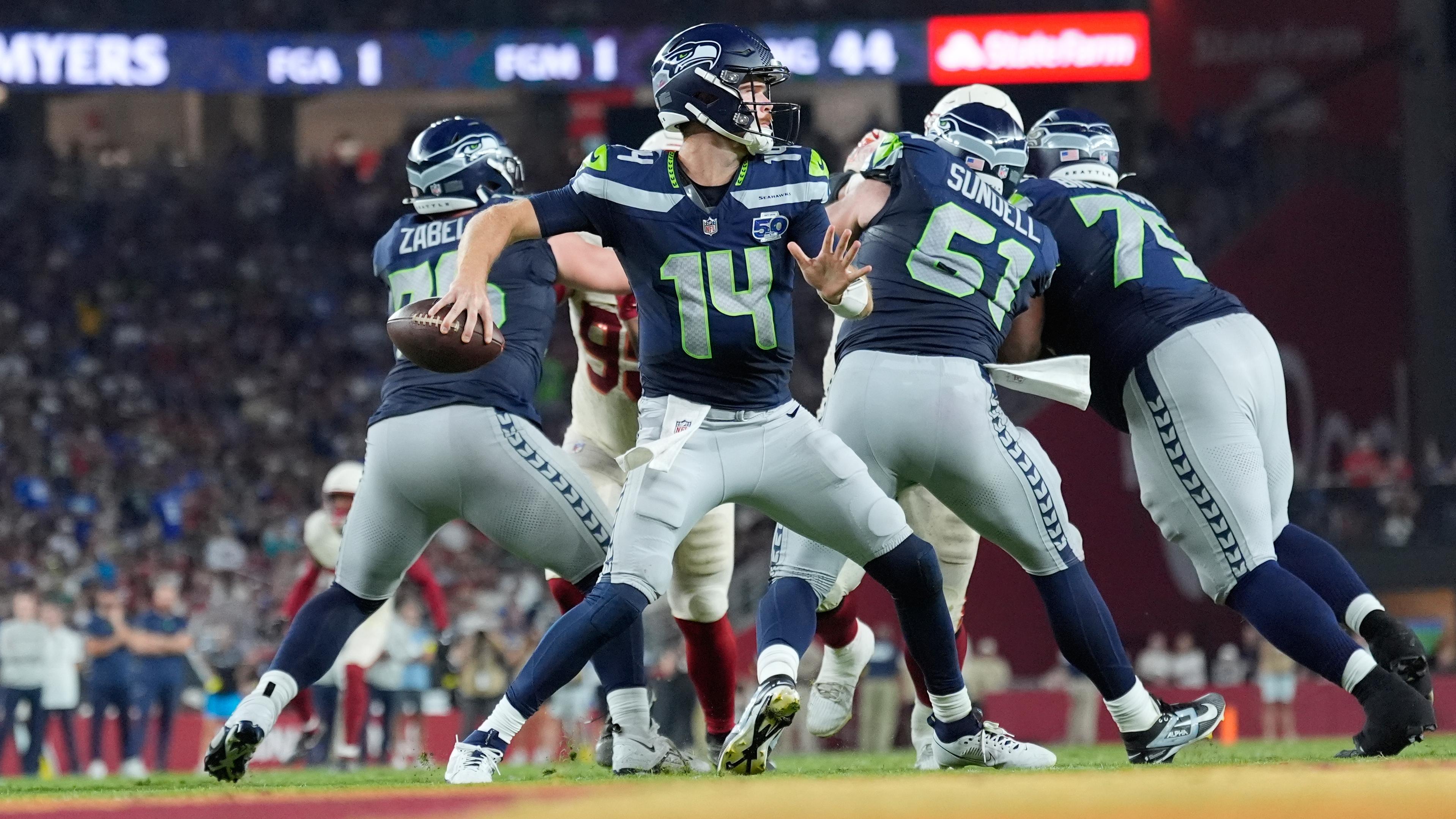 Seahawks Cardinals Football