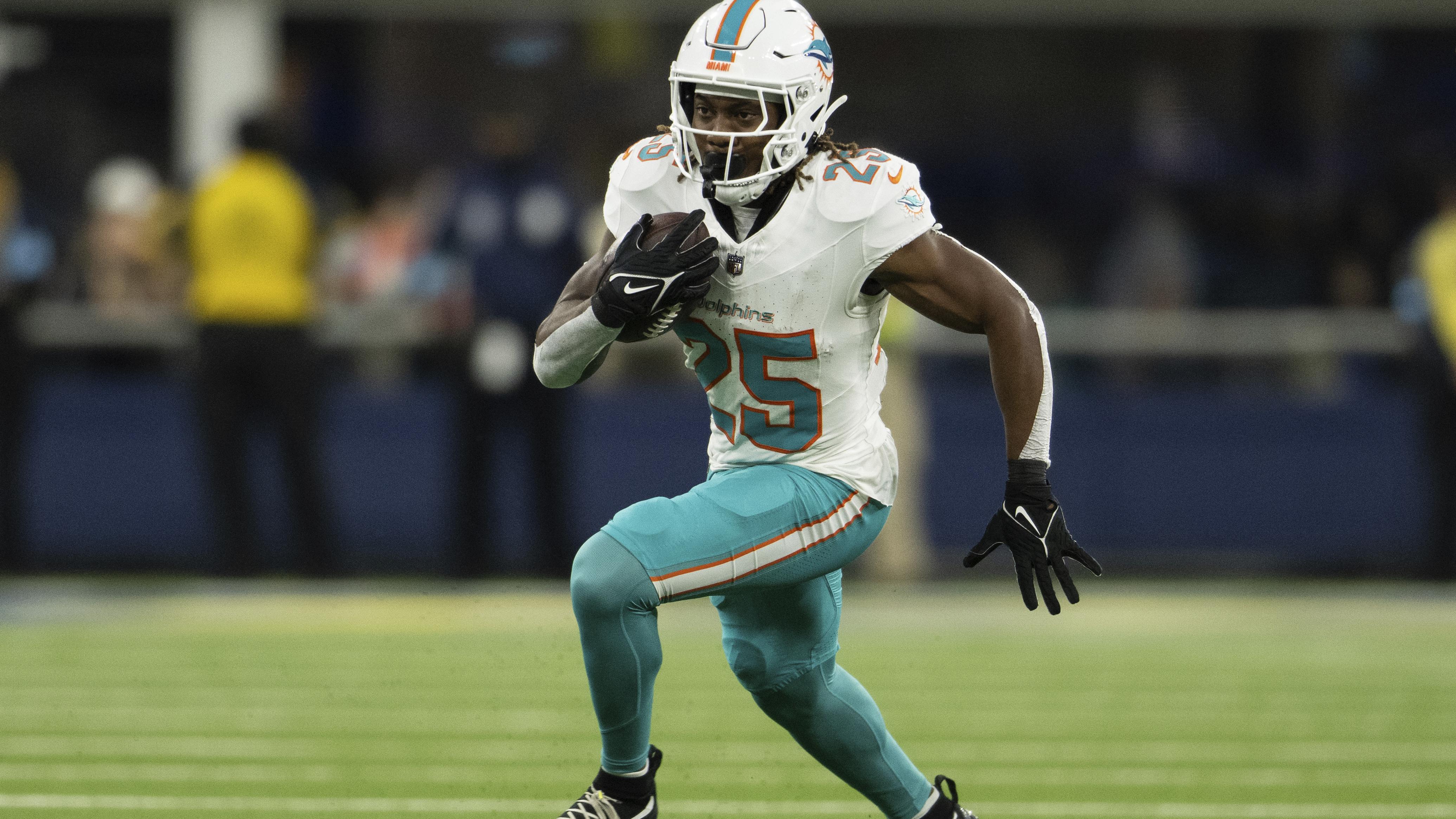 Dolphins Rams Football